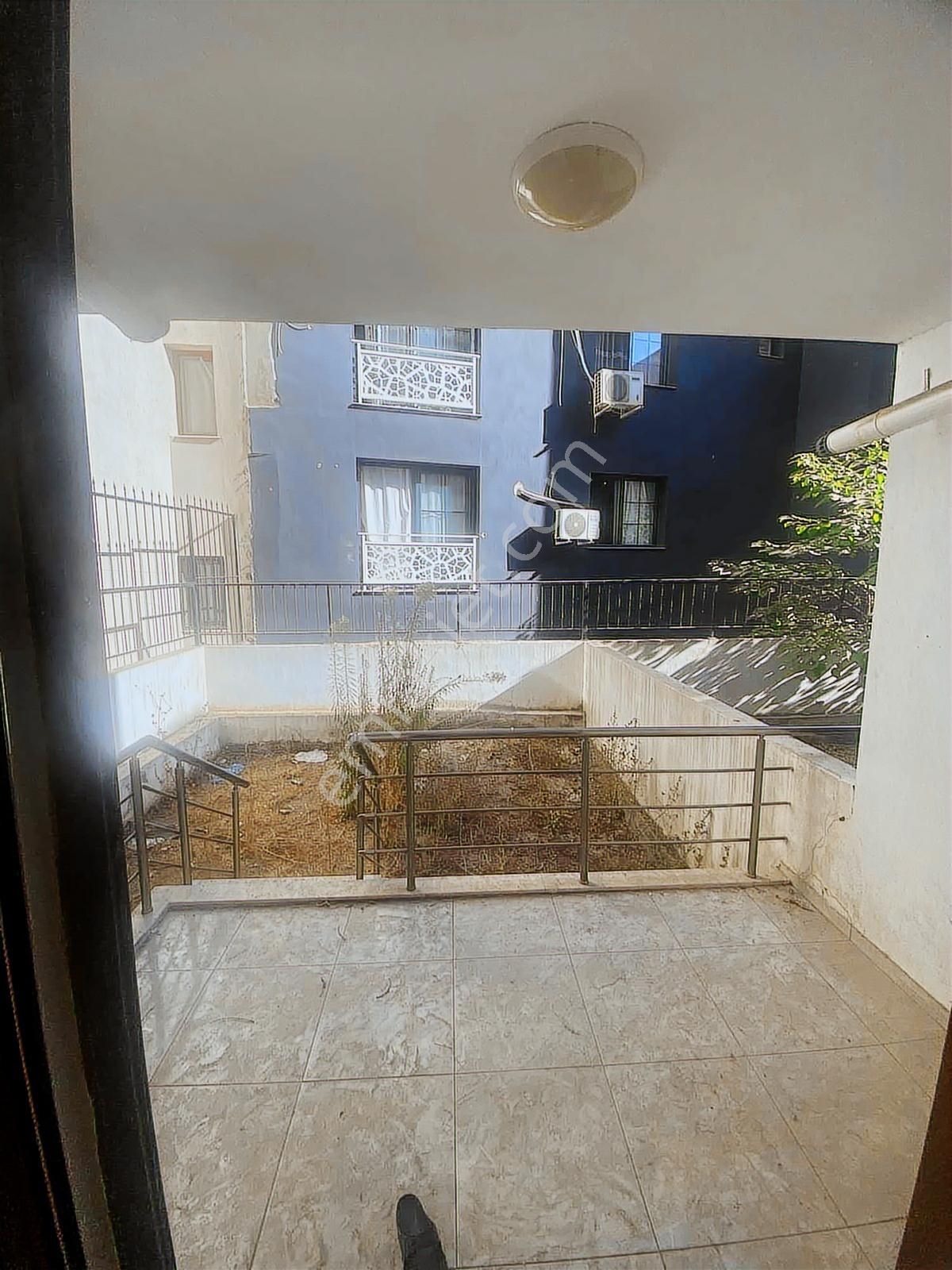 Buca Adatepede Satılık 2+1 Doğalgazlı Kendine Ait Bahçeli Ev - Görsel 5