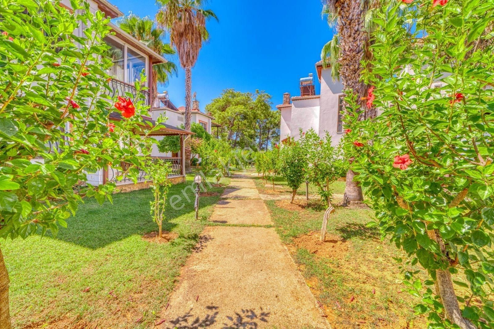 For Sale 3+1 Vılla Alanya/avsallar 500 Mt. Dıstance From The Beach - Görsel 12