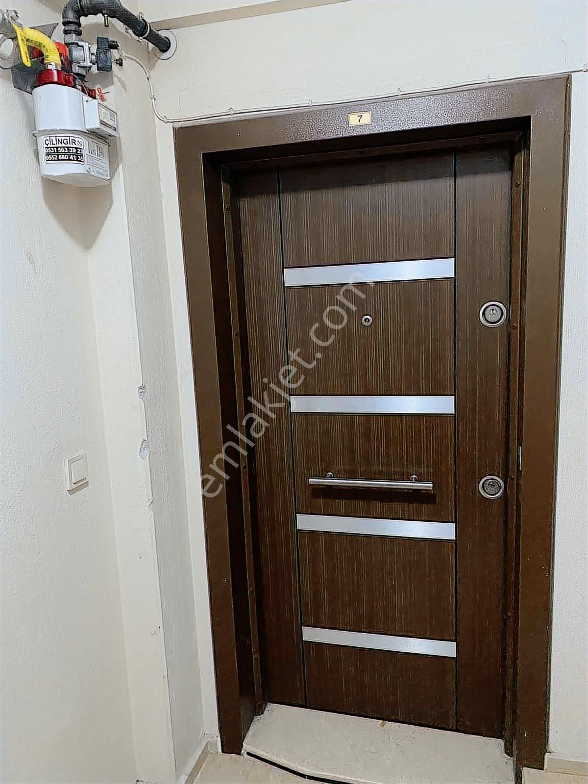 Bucada Üniversite Yakını Kiralık 2+1 Eşyalı Doğalgazlı Arakat Ev - Görsel 4