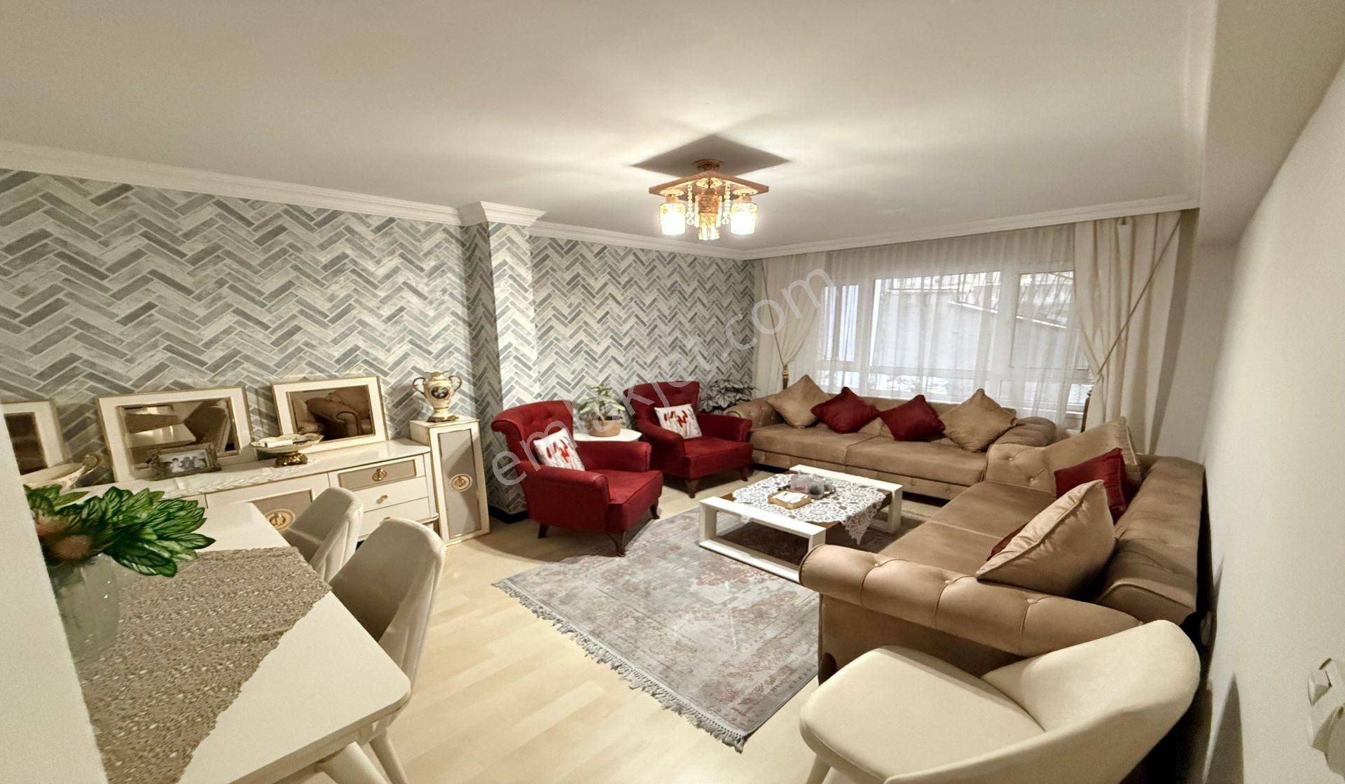 Bademlik 4+1 Kat Konumunda Altı Daire Genç Bina Asansörlü - Görsel 14