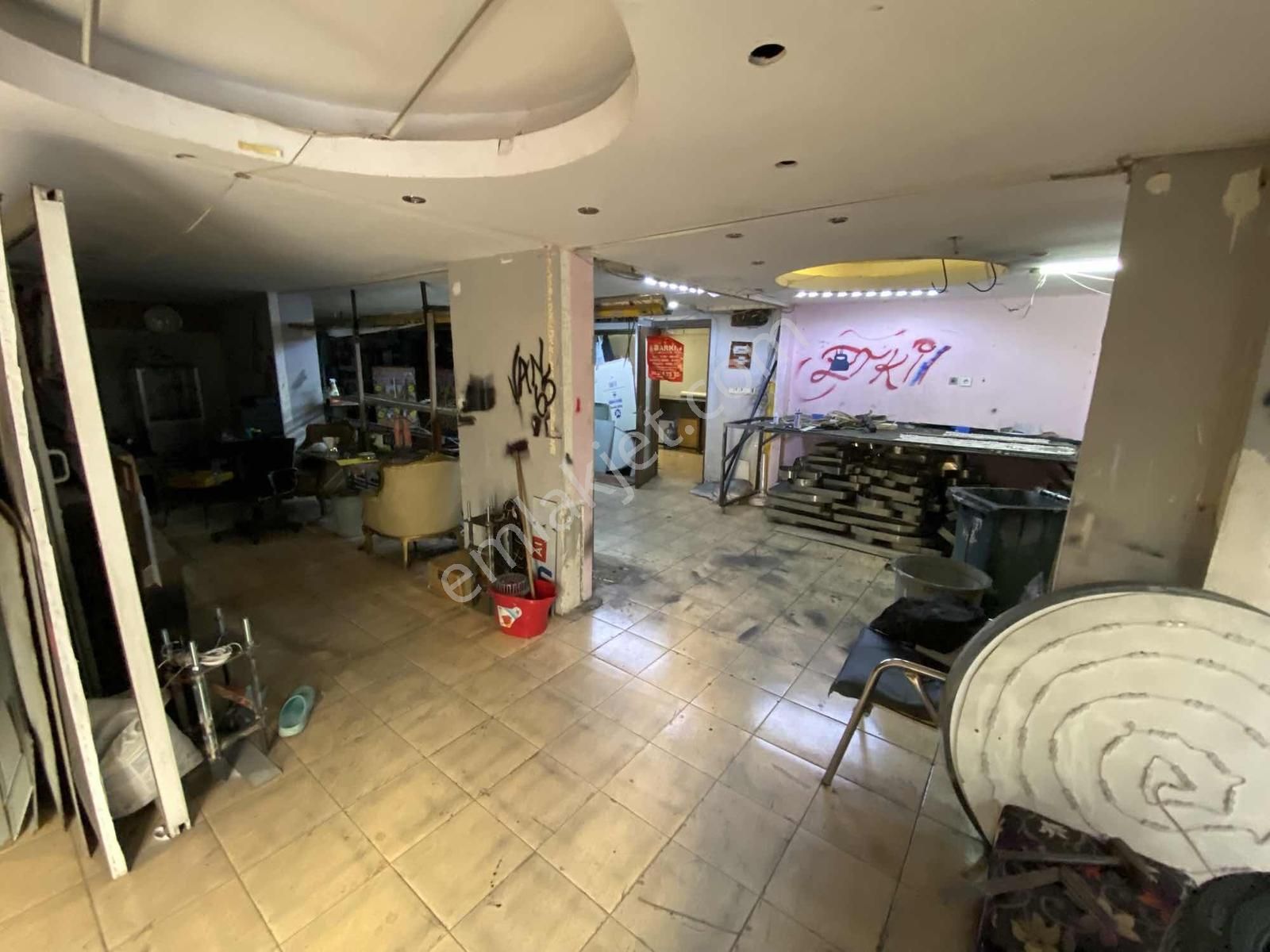 Buca Yenigün Mahallesinde Cadde Üzeri Satılık 300m2 Dükkan - Görsel 15