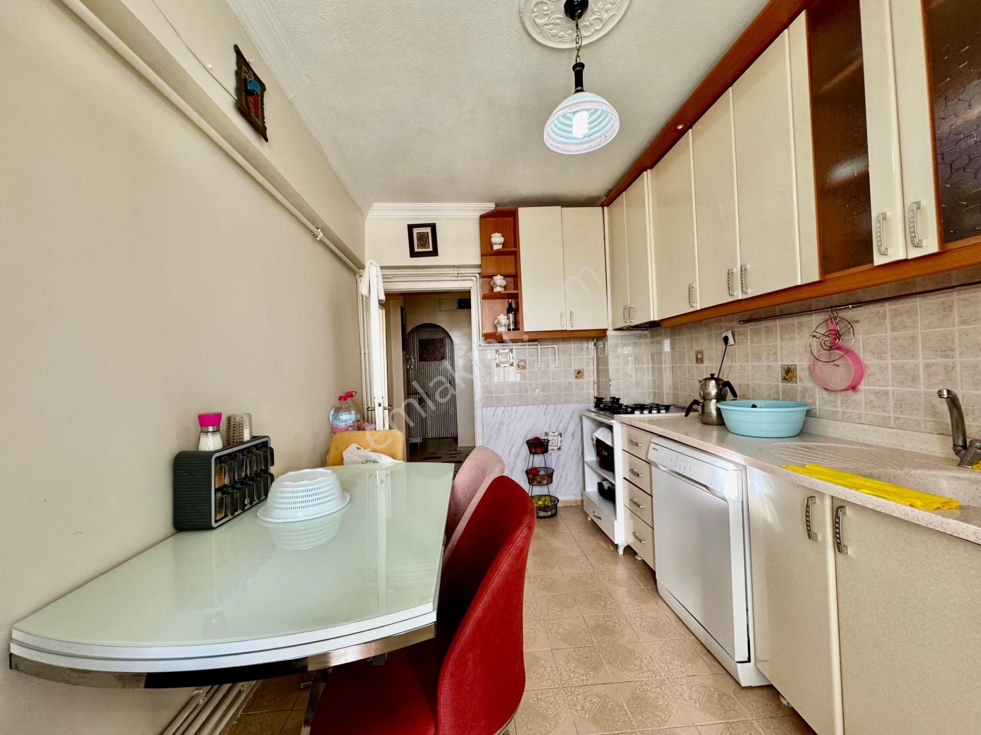 Pursaklar Kalecik Emlak'tan Merkezde Full Yapılı G.cephe 3.kat 3+1 Daire - Görsel 5