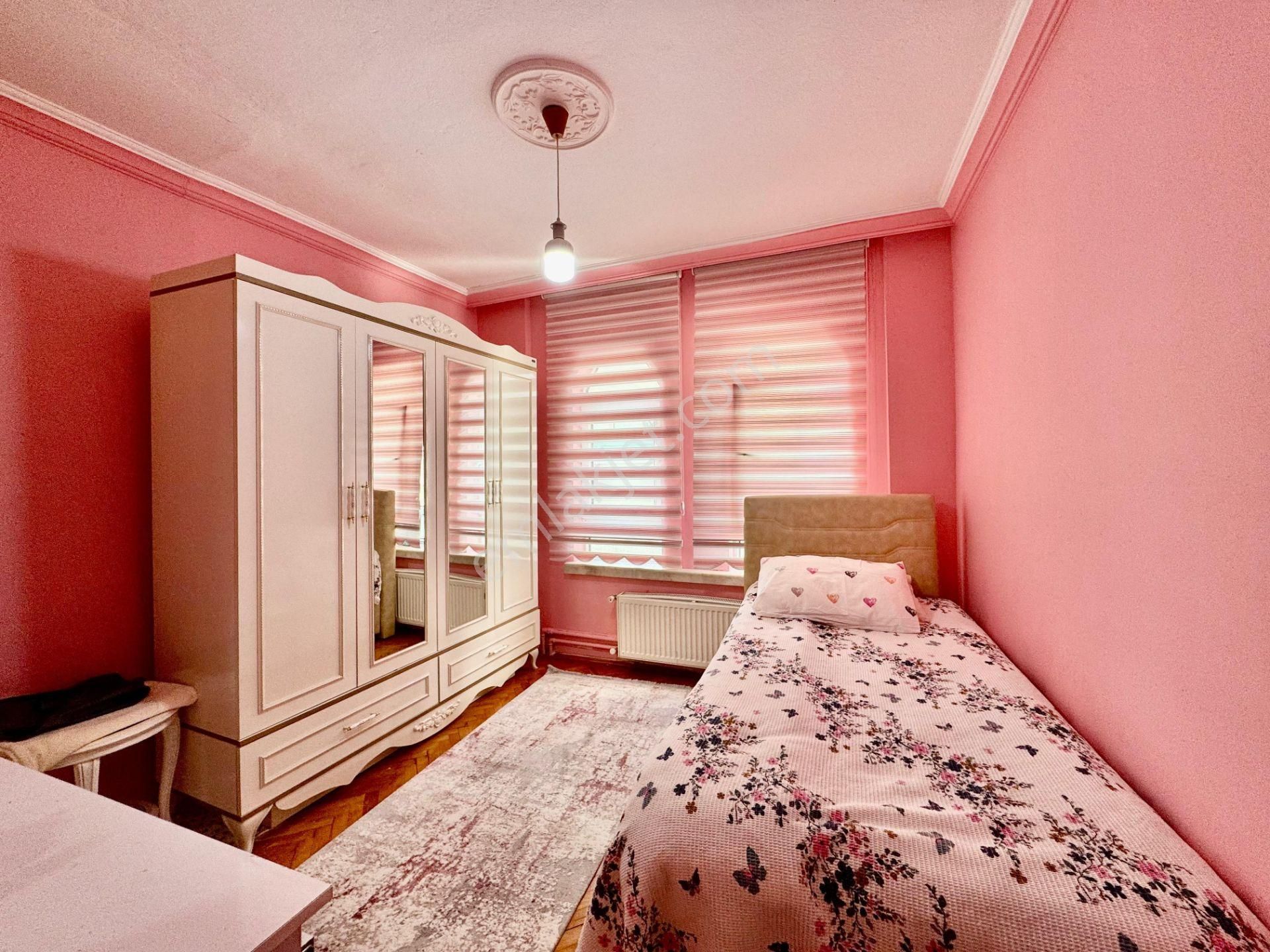 Pursaklar Kalecik Emlak'tan Merkezde Full Yapılı G.cephe 3.kat 3+1 Daire - Görsel 13