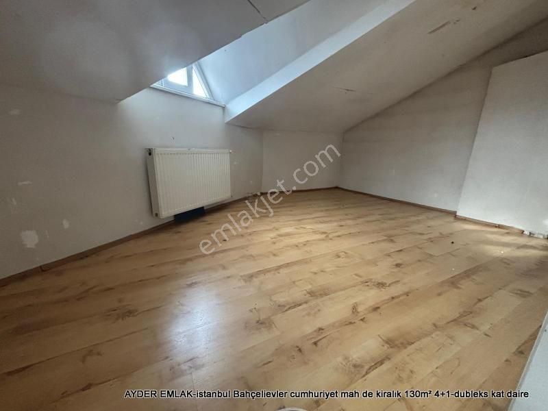 İstanbul Bahçelievler Cumhuriyet Mah De Kiralık 130m² 4+1-dubleks Kat Daire - Görsel 4