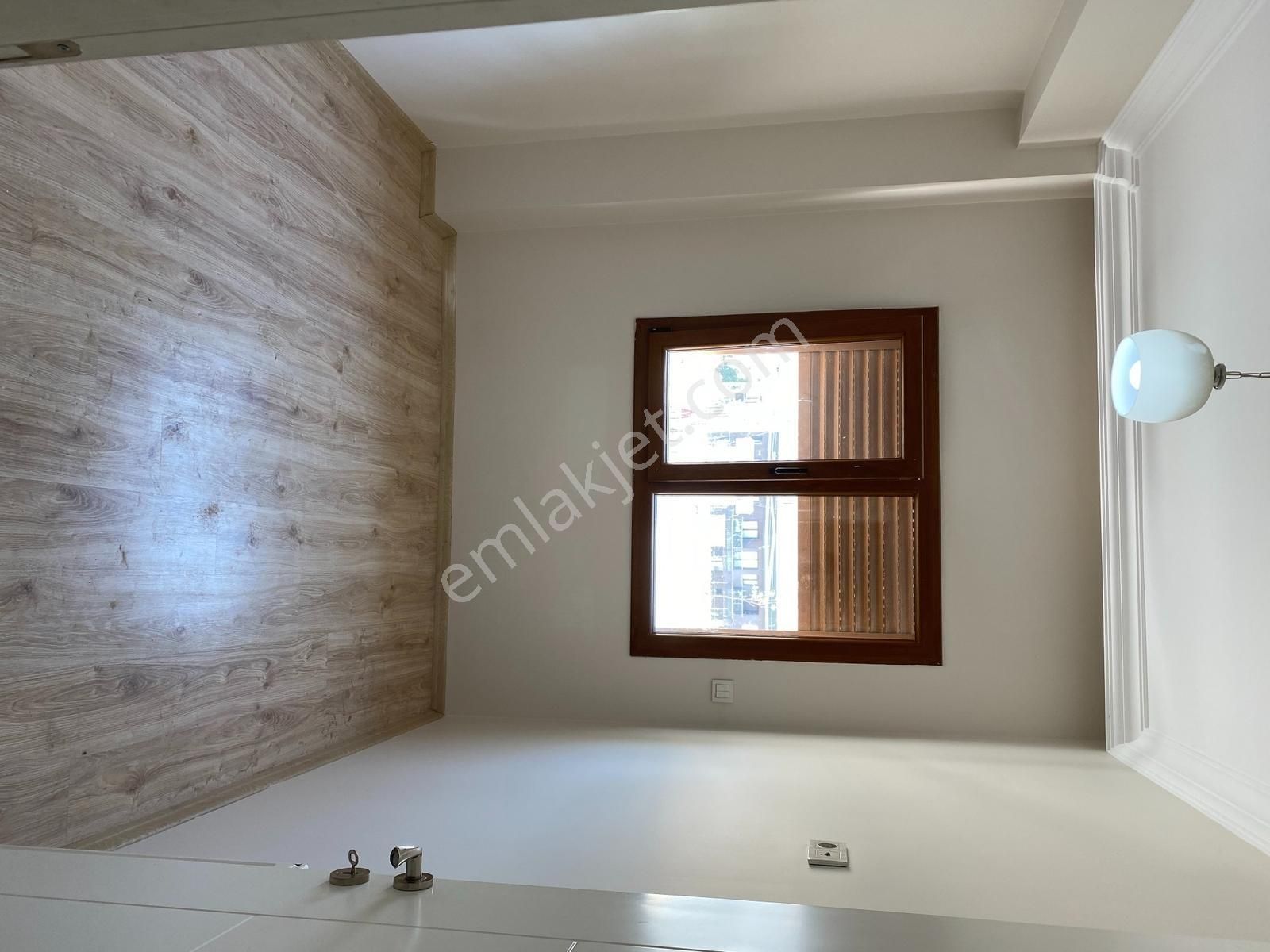 Adatepe Mahallesinde Satılık 2+1 Doğalgazlı Klimalı Ev - Görsel 4