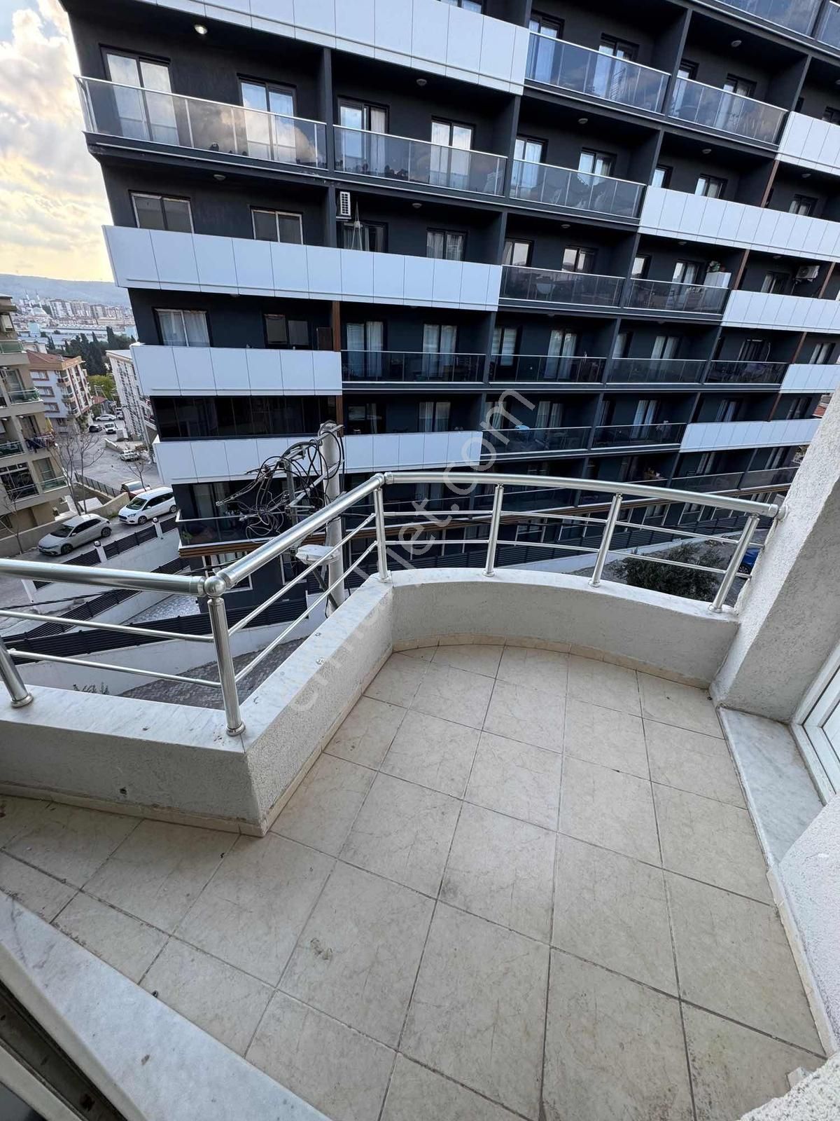 Buca Adatepe Mahallesinde Kiralık 3+1 Arakat Doğalgazlı Ev - Görsel 10
