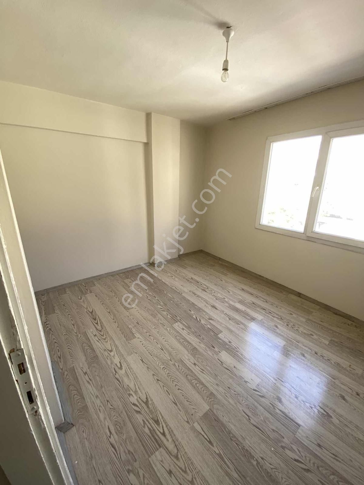 Buca Dokuzçeşmelerde Kiralık 2+1 Kapalı Mutfak Ev - Görsel 22