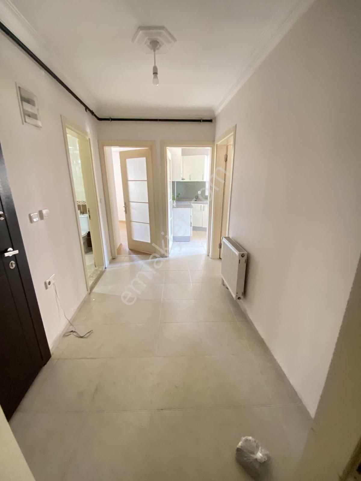 Bucada Kiralık 2+1 Kapalı Mutfak Arakat Doğalgazlı Ev - Görsel 3