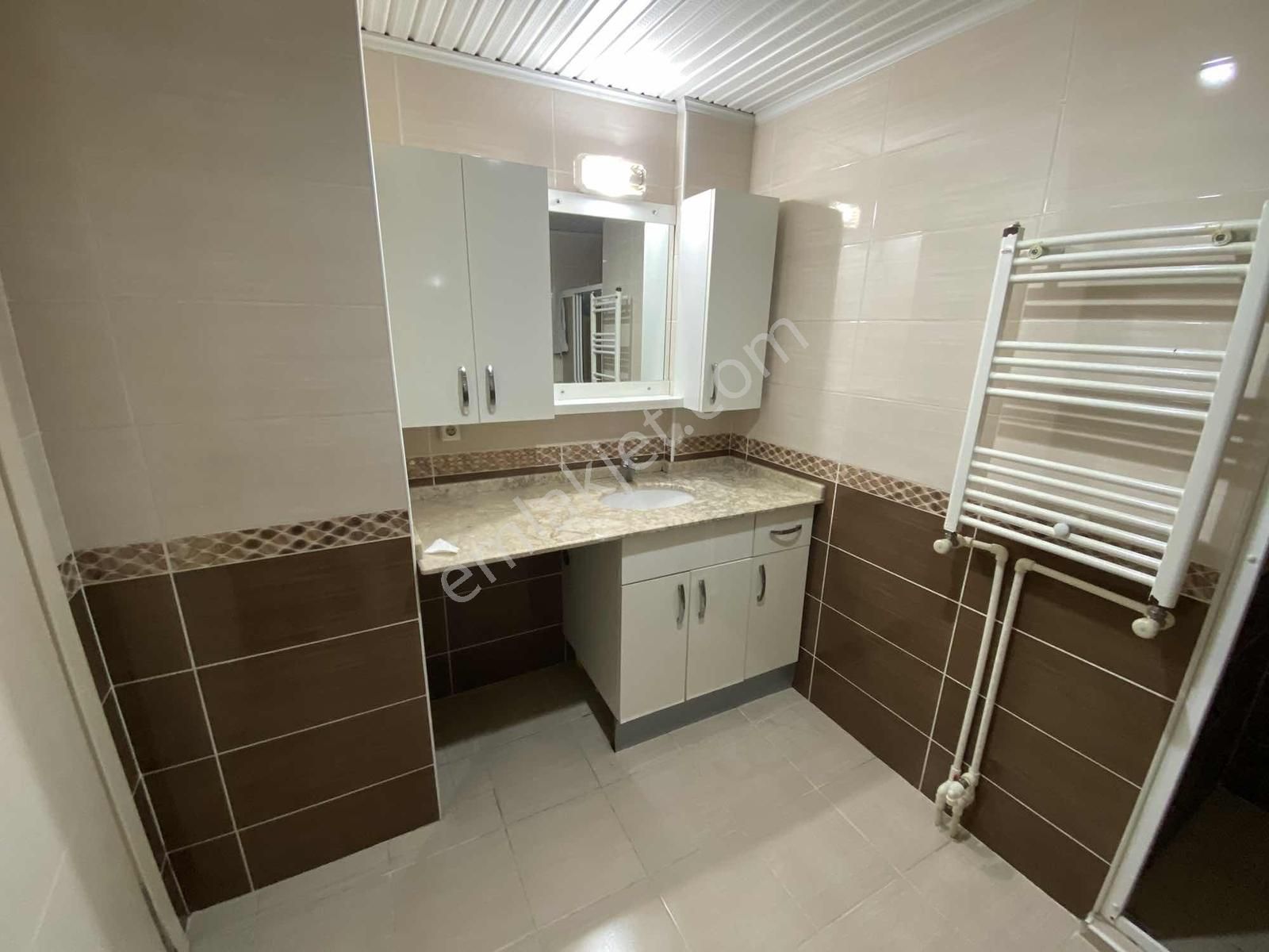 Bucada Kiralık 2+1 Kapalı Mutfak Arakat Doğalgazlı Ev - Görsel 11