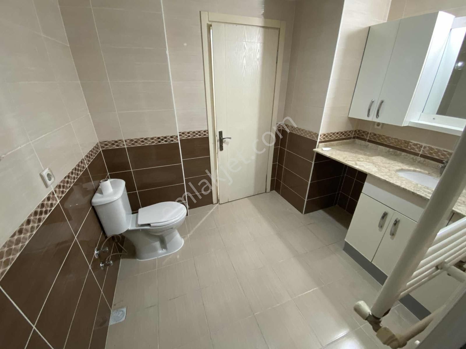 Bucada Kiralık 2+1 Kapalı Mutfak Arakat Doğalgazlı Ev - Görsel 5