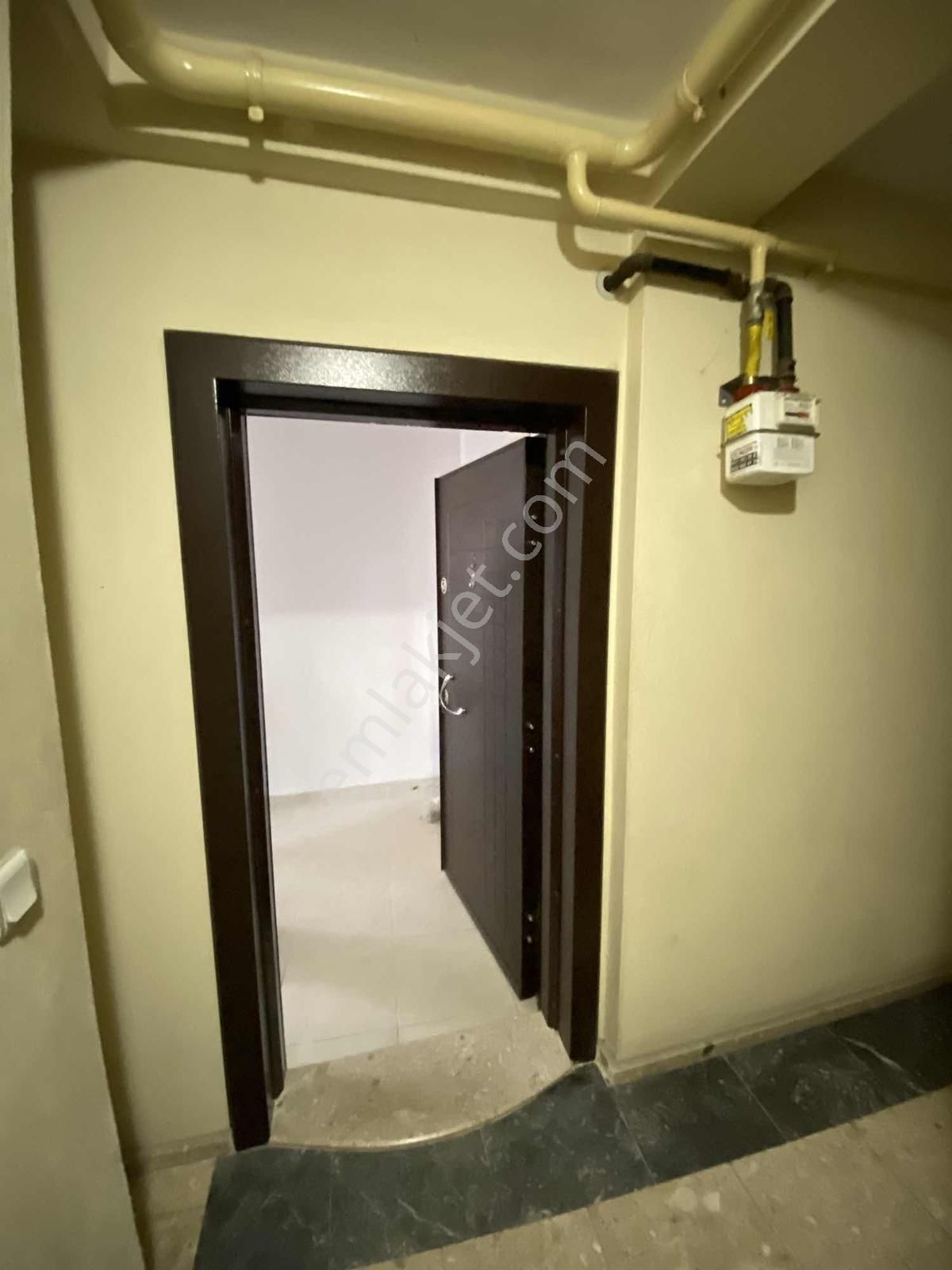 Bucada Kiralık 2+1 Kapalı Mutfak Arakat Doğalgazlı Ev - Görsel 20