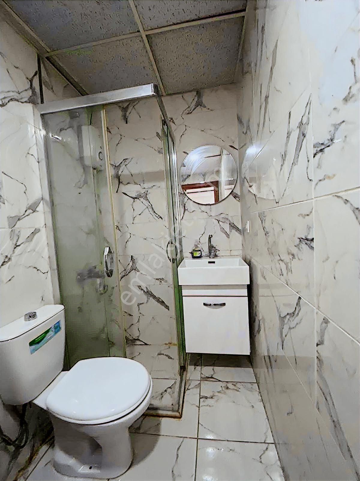 Buca Atatürk Mahallesinde Kiralık Arakat 1+1 Eşyalı Klimalı Ev - Görsel 10