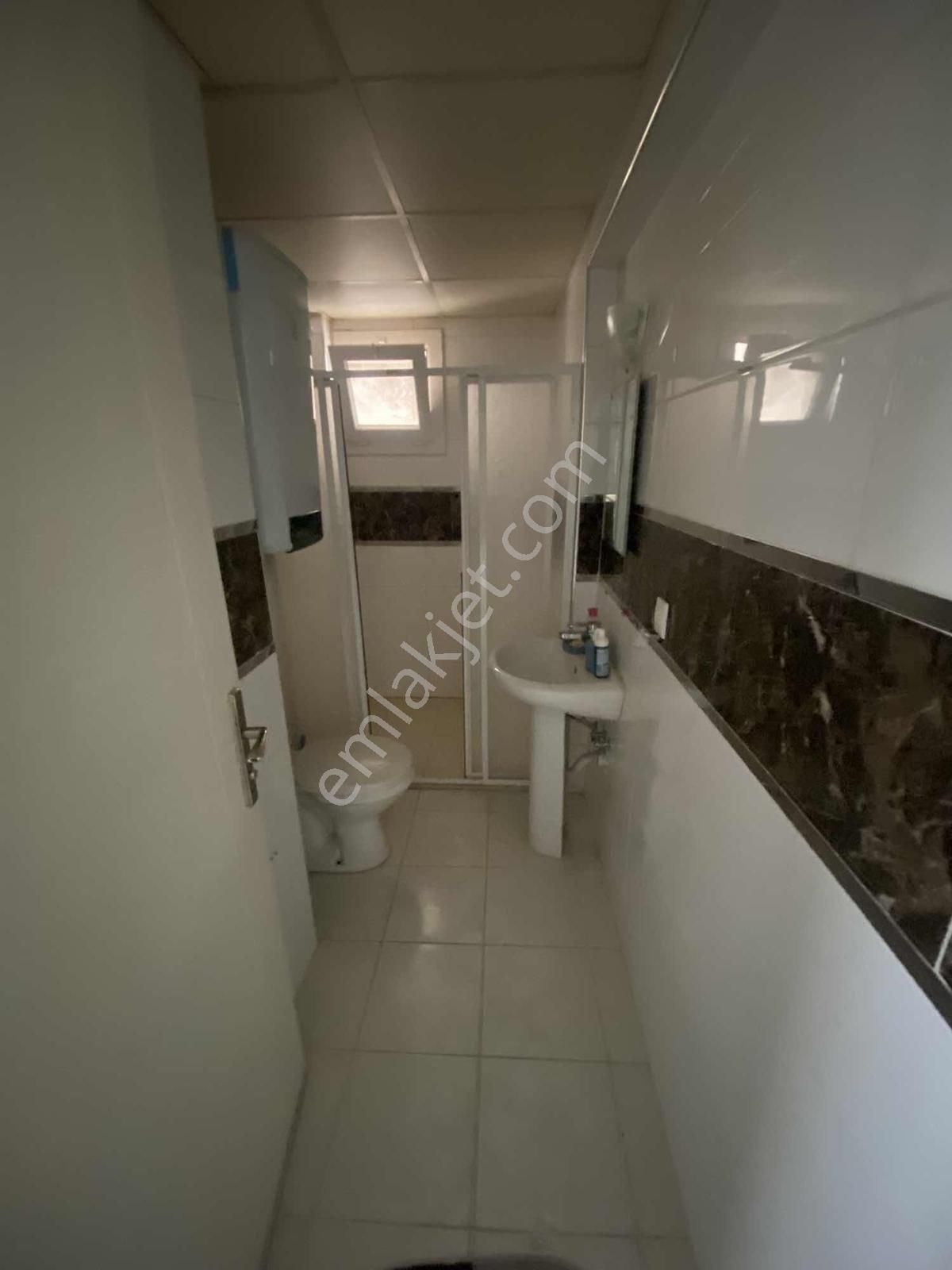Buca Vuralpark Sitesinde Kiralık 1+1 Eşyalı Arakat Asansörlü Ev - Görsel 17