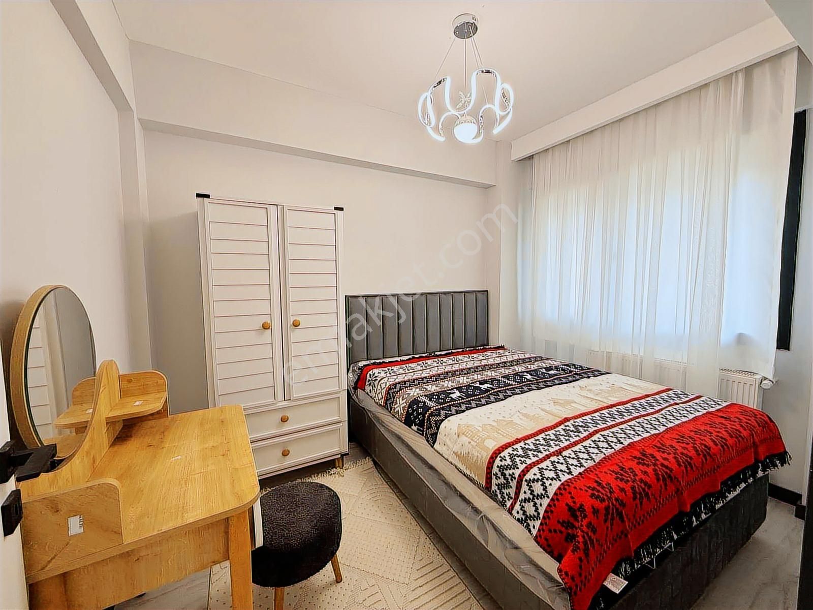 Buca Dokuzçeşmelerde Kiralık Sıfır Arakat Doğalgazlı Eşyalı Ev - Görsel 12
