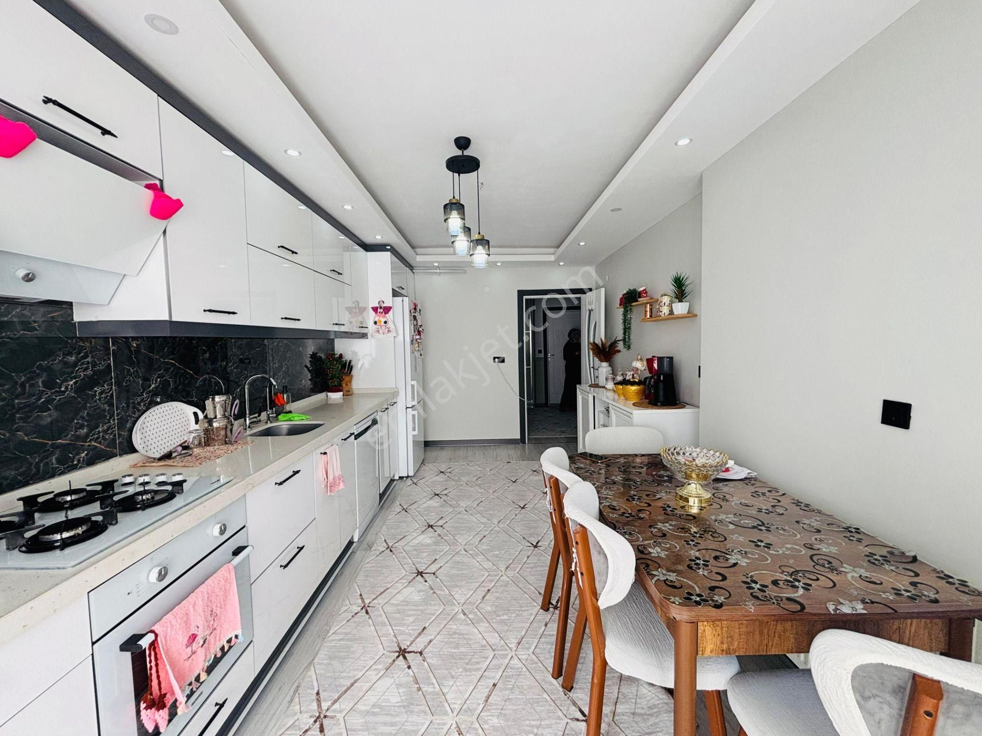 Güven'den Tepede 7/24 Güvenlikli Sitede Ebv.bonyolu Lüks4+1daire - Görsel 5