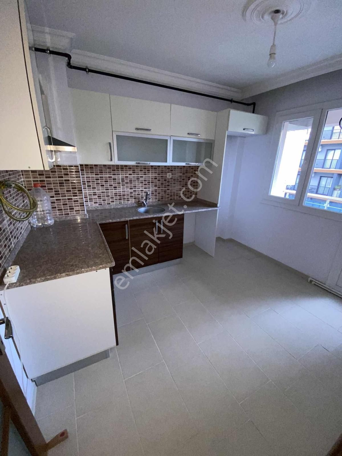 Dsy Gayrimenkulden Kiralık 3+1 Doğalgazlı Arakat Ev - Görsel 8