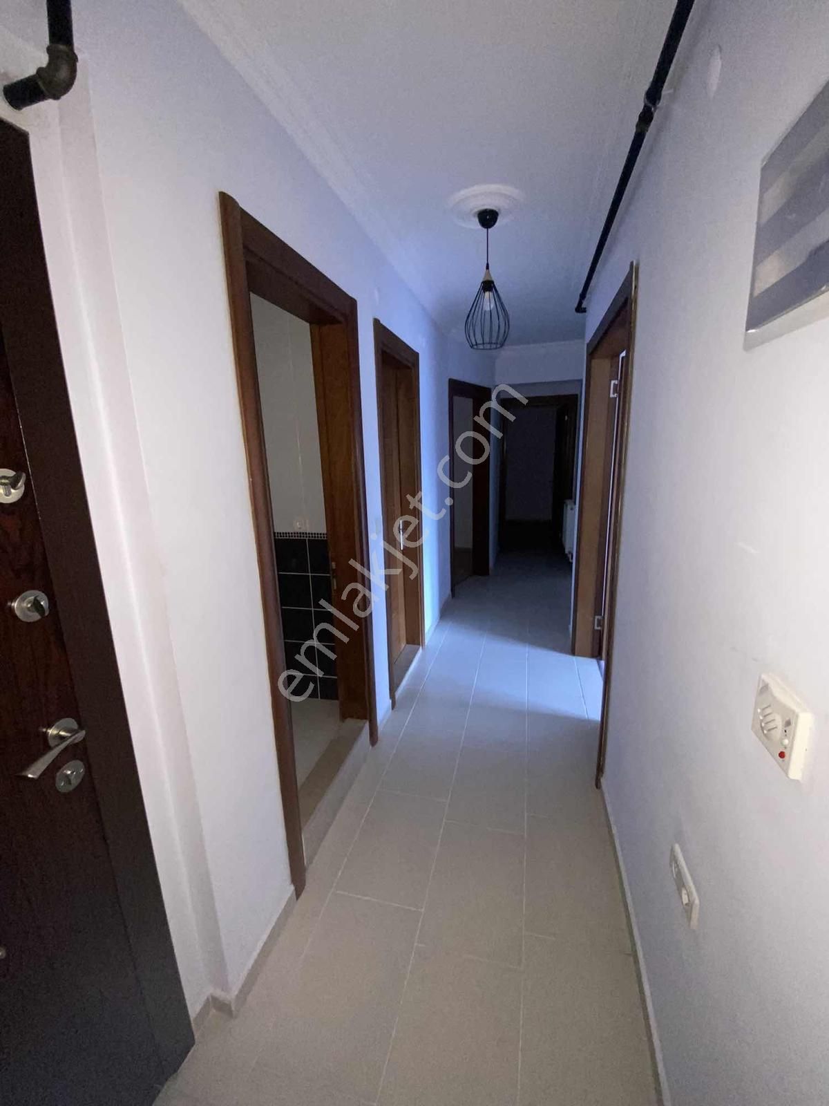 Dsy Gayrimenkulden Kiralık 3+1 Doğalgazlı Arakat Ev - Görsel 18