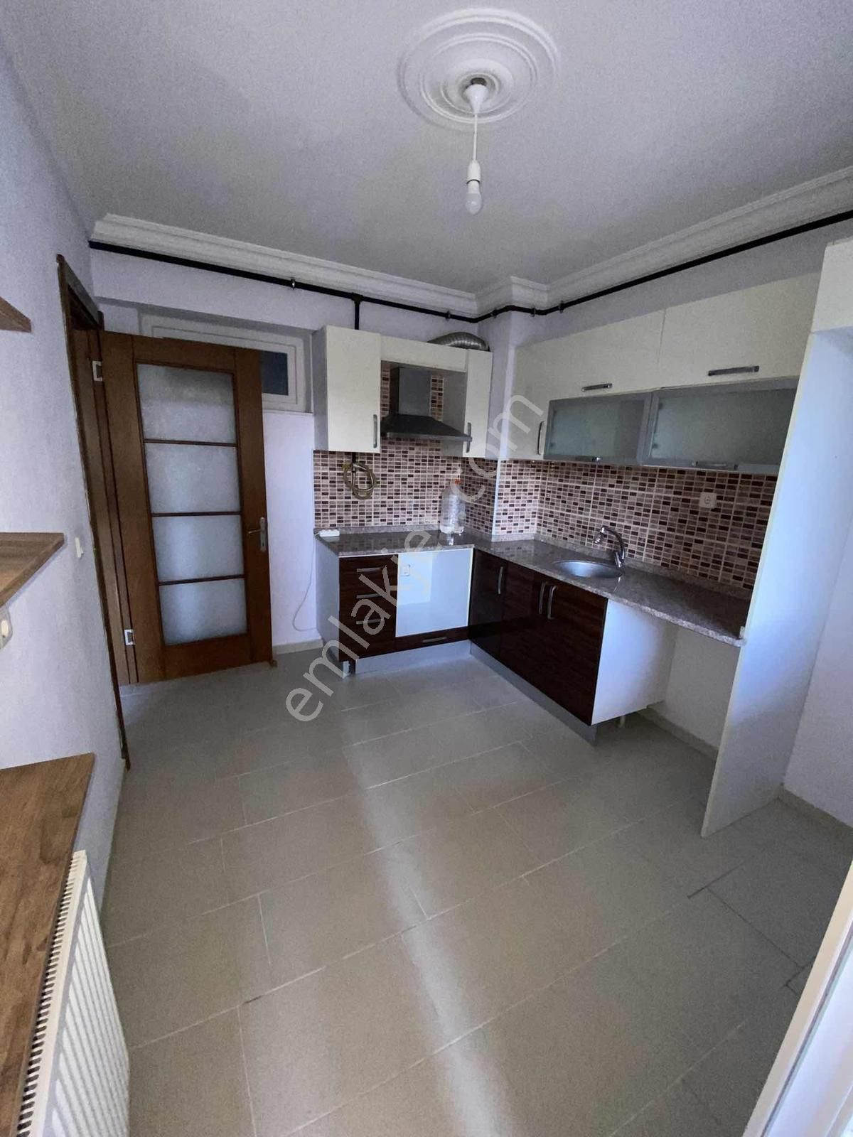 Dsy Gayrimenkulden Kiralık 3+1 Doğalgazlı Arakat Ev - Görsel 32