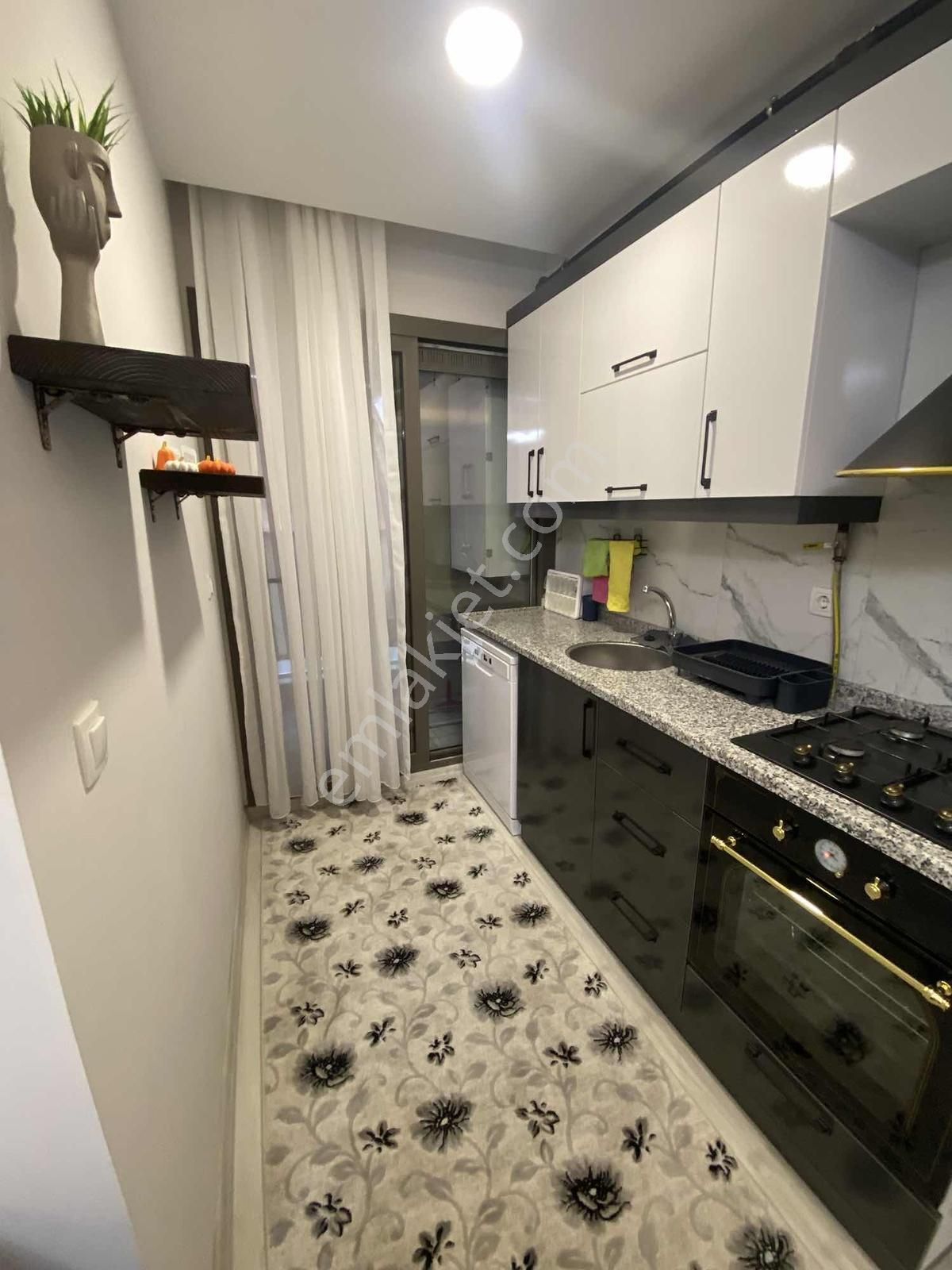 Buca Üçkuyularda Kiralık 1+1 Doğalgazlı Eşyalı Arakat Ev - Görsel 13