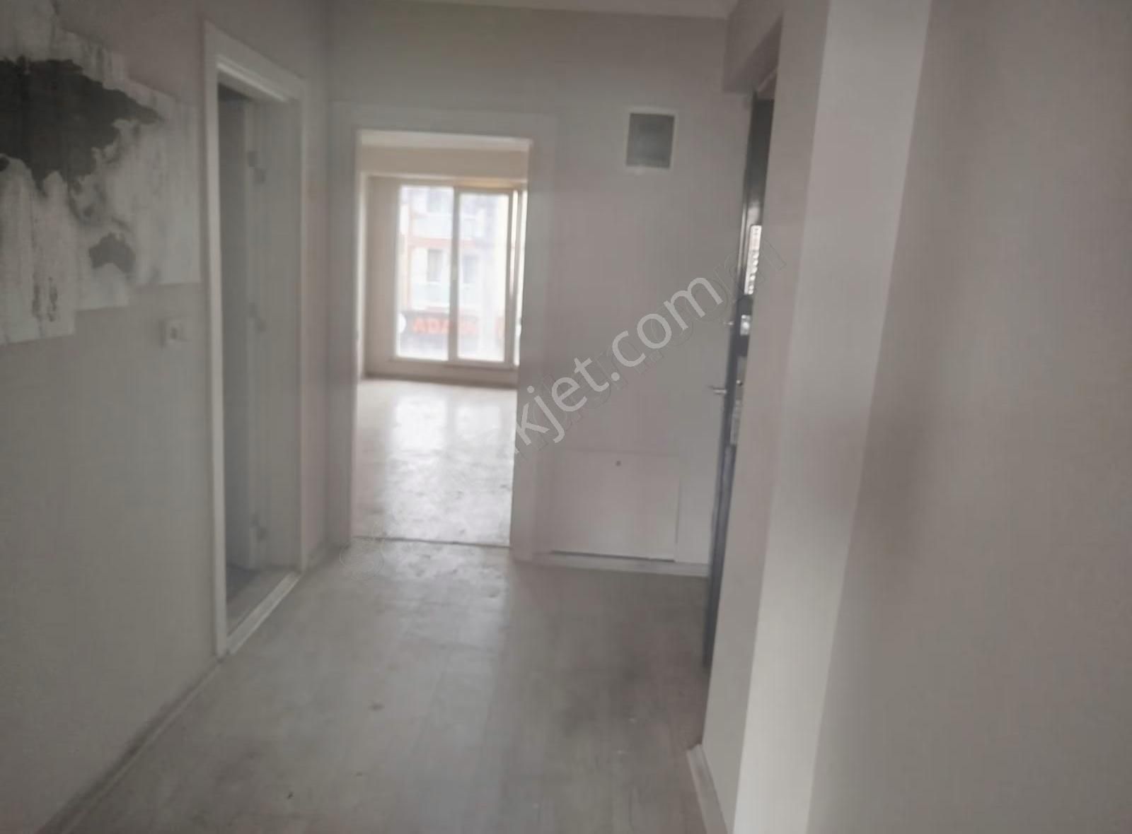 Alemdar Gayrimenkul Essen Market Yanı Kiralık 1+1 Daire - Görsel 14