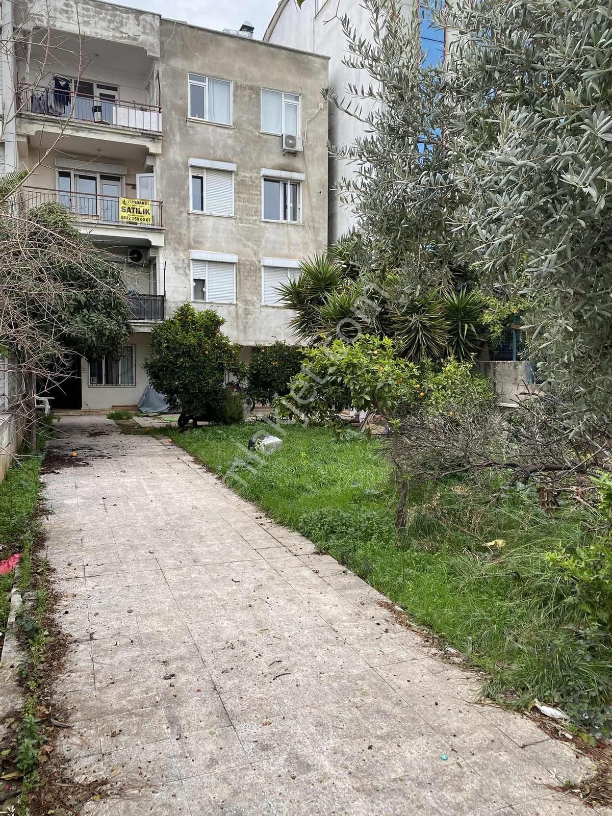 Gülveren Mahallesinde 3+1 Çok Geniş Ara Kat Acil Satılık Daire - Görsel 12