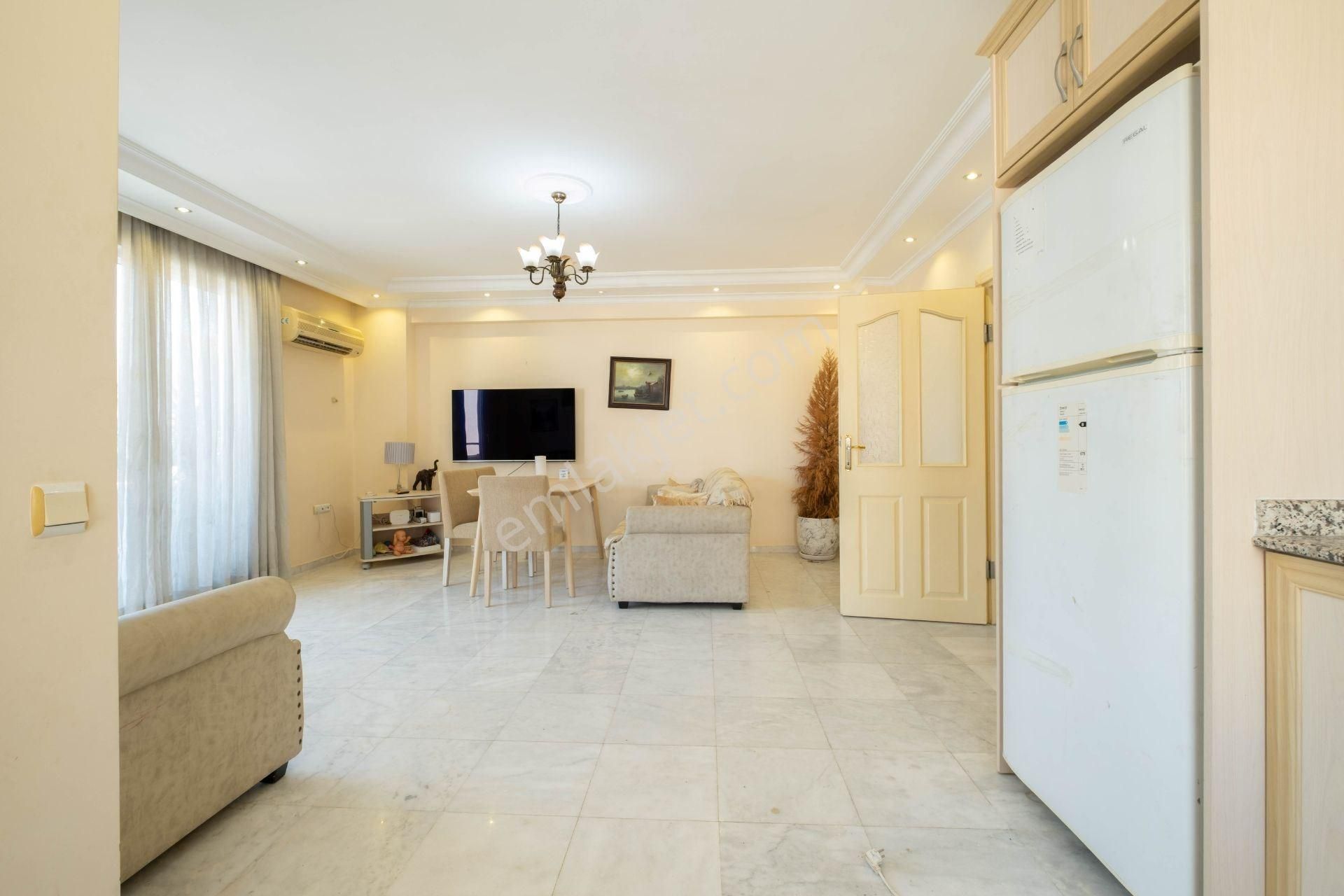 Alanya Oba’da Merkezi Konumda Geniş 4+1 Full Eşyalı Daire - Görsel 7