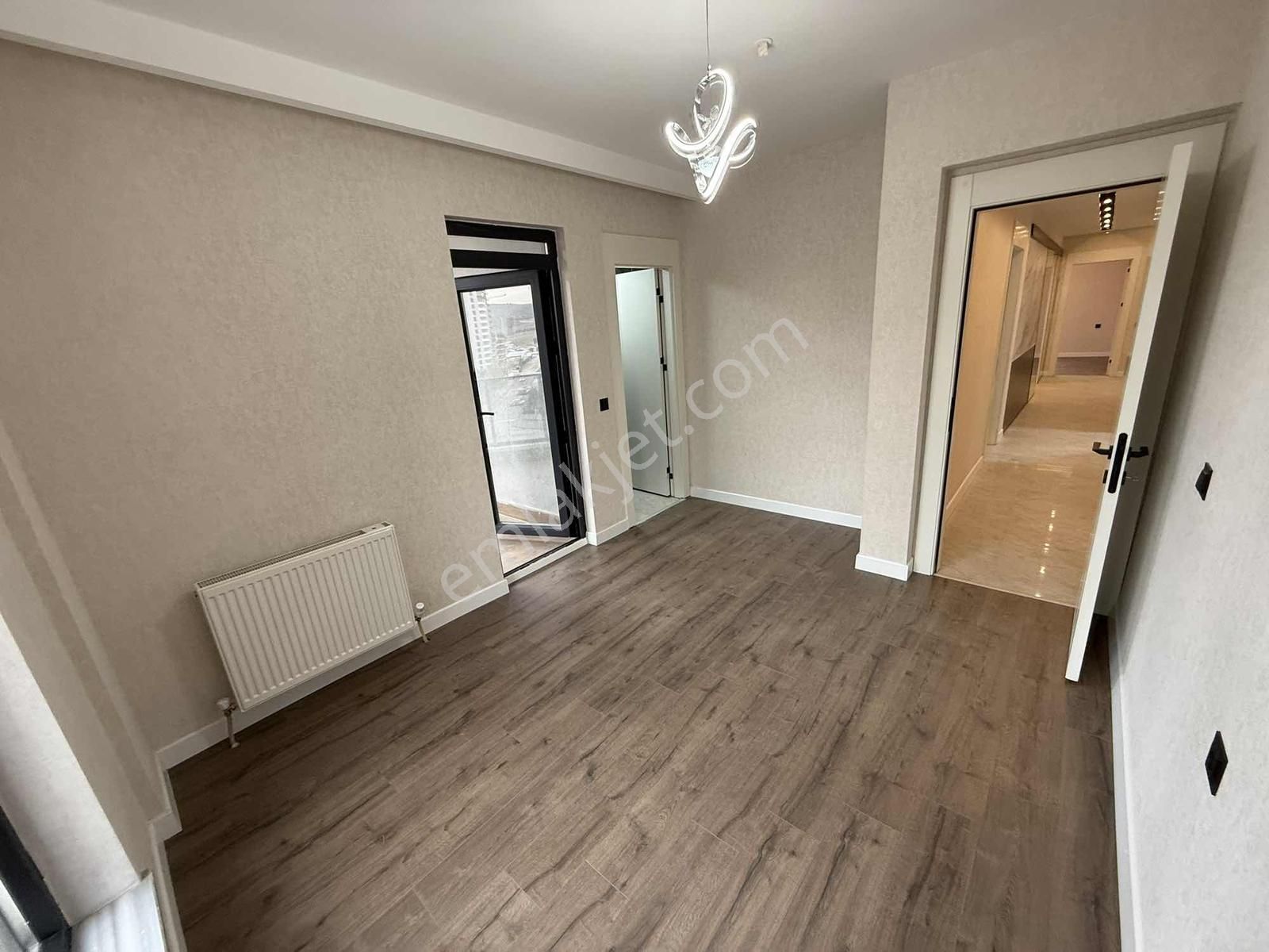 Ovacıkta Bulvar Paraleli En Güzel Noktada 4+1 3 Banyolu 200 M2 - Görsel 11