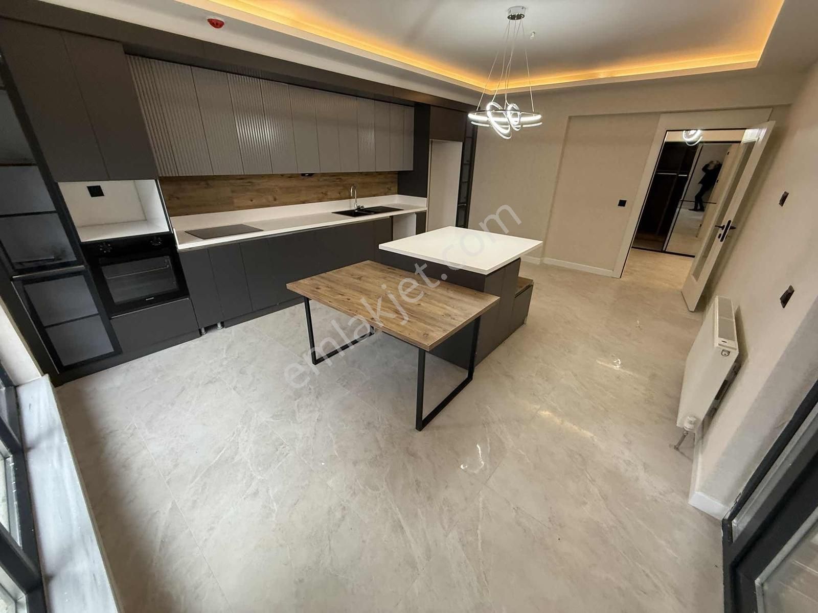 Ovacıkta Bulvar Paraleli En Güzel Noktada 4+1 3 Banyolu 200 M2 - Görsel 20