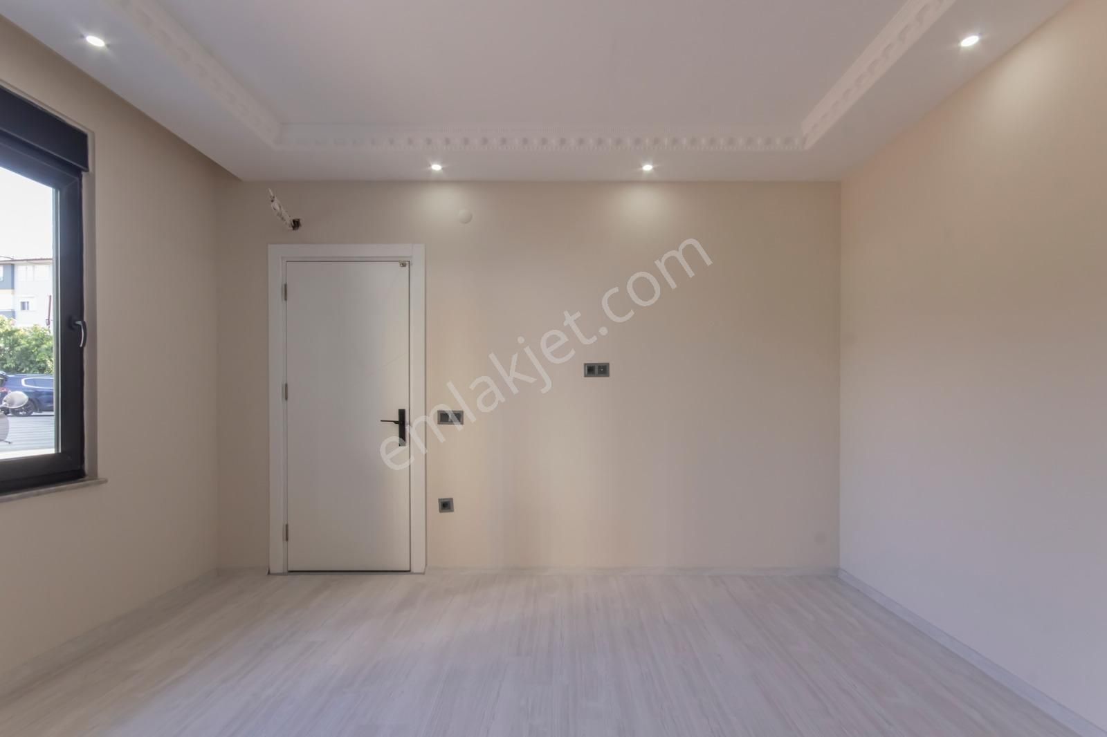 Satılık Ayrı Mutfaklı 6+1 Daire Alanya Oba Site İçerisinde - Görsel 31