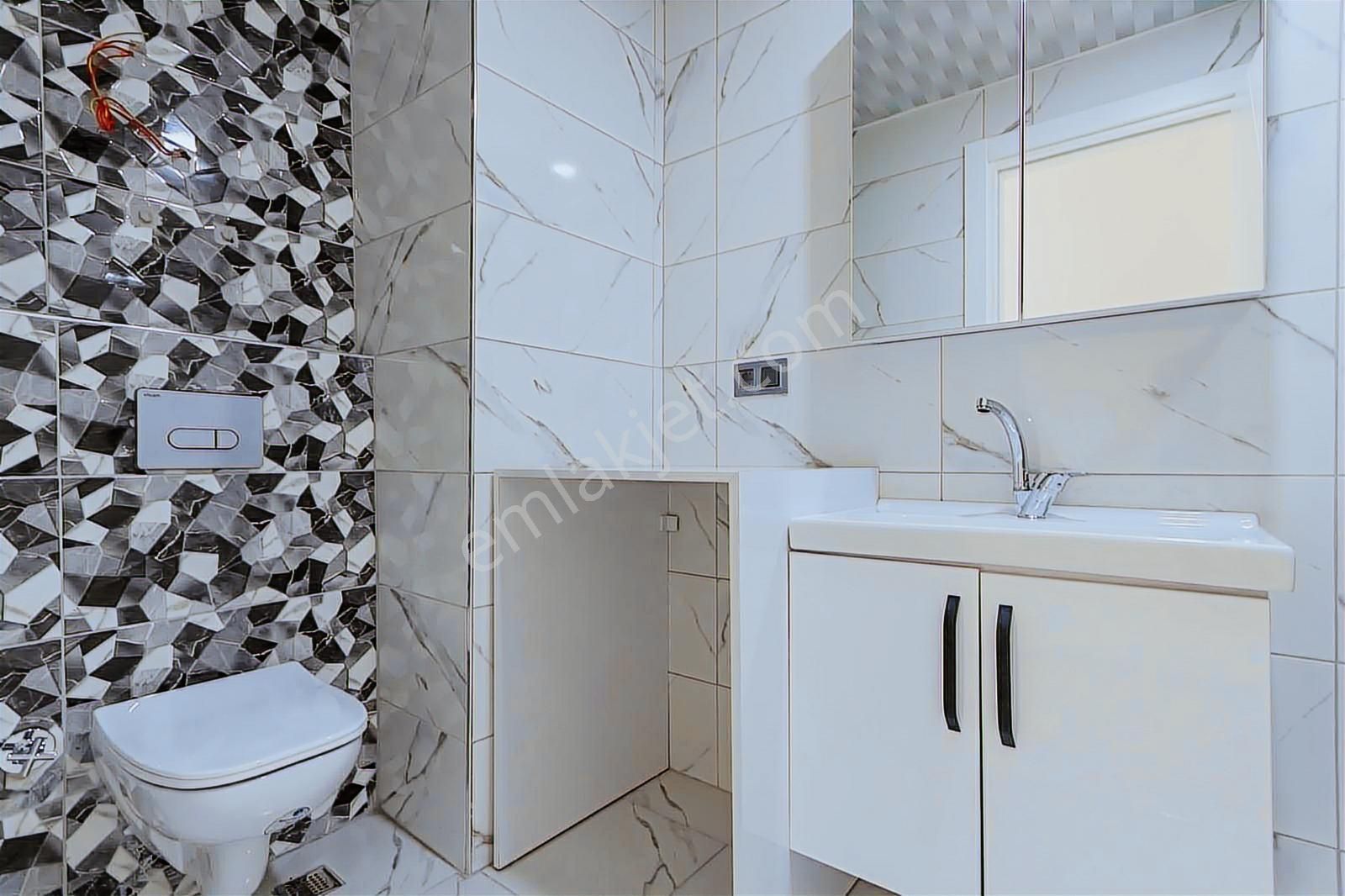 Satılık Ayrı Mutfaklı 6+1 Daire Alanya Oba Site İçerisinde - Görsel 29