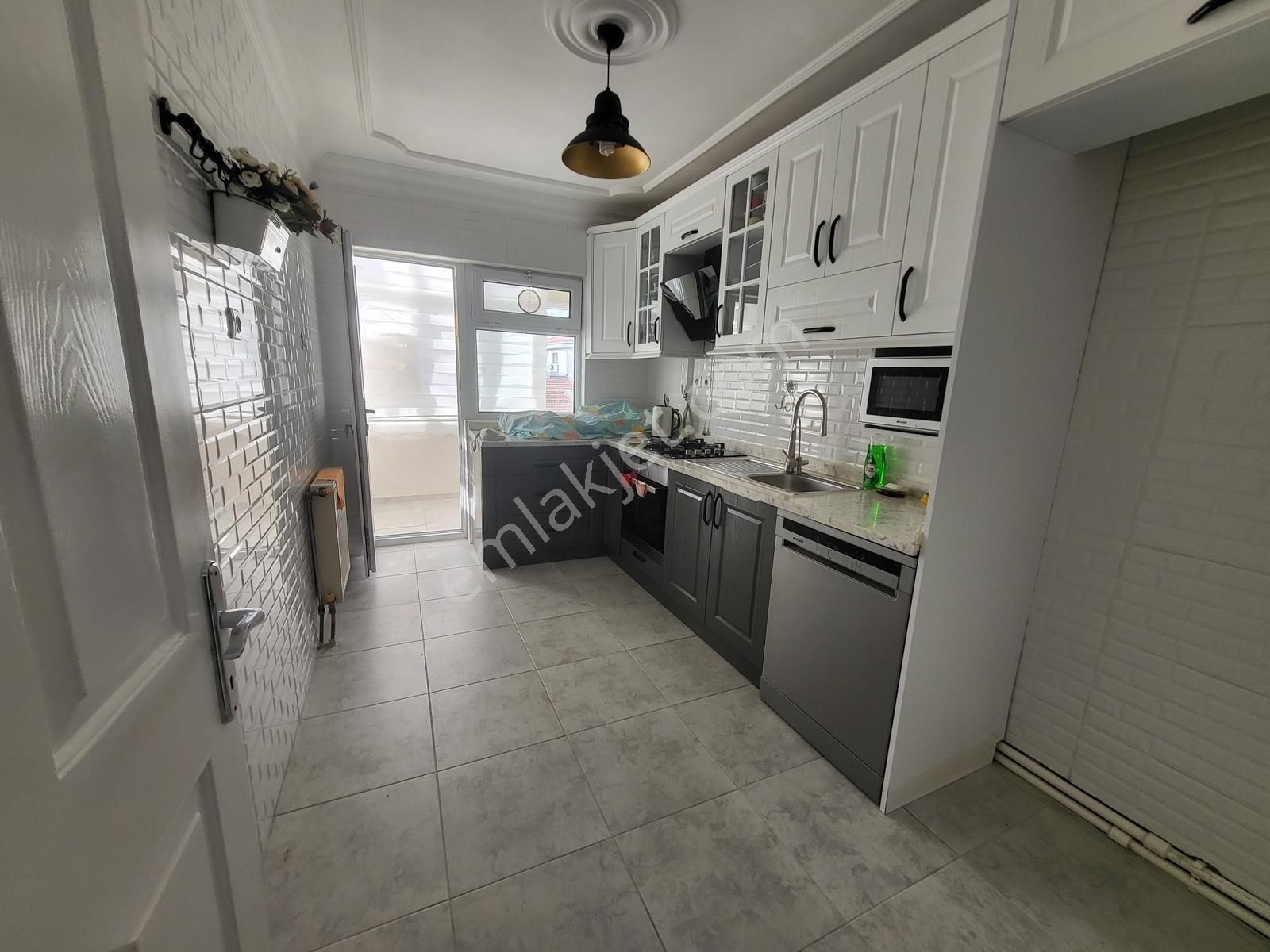 Keşan A.zaferiye Mah. Bakımlı 3+1 Satılık Daire - Görsel 4