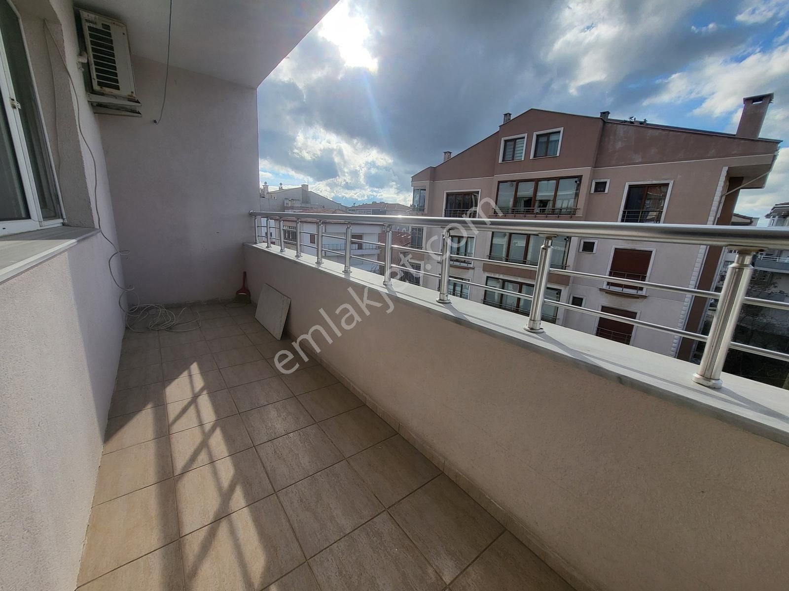 Keşan A.zaferiye Mah. Bakımlı 3+1 Satılık Daire - Görsel 23