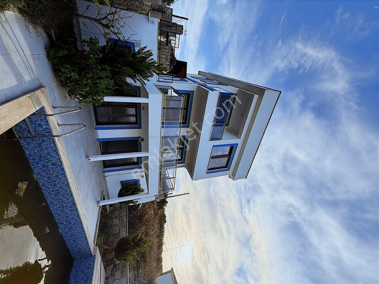Boğaziçi Adabükü Deniz Manzara Müstakil Havuz 4+1 Satılık Villa - Görsel 26