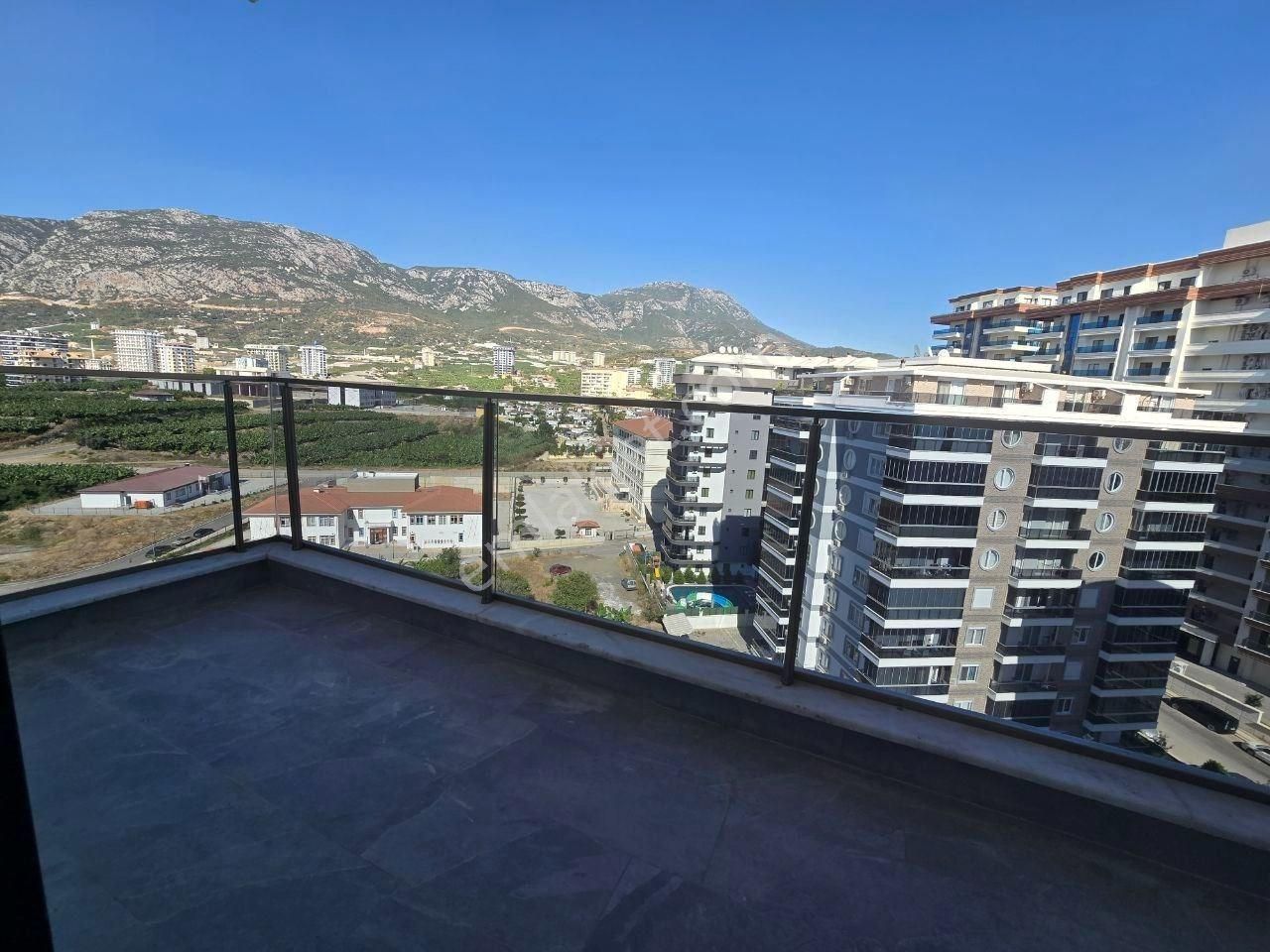 Alanya Mahmutlar Lüks Site İçerisinde, Denize Yürüme Mesafesinde 1+1 Daire - Görsel 18