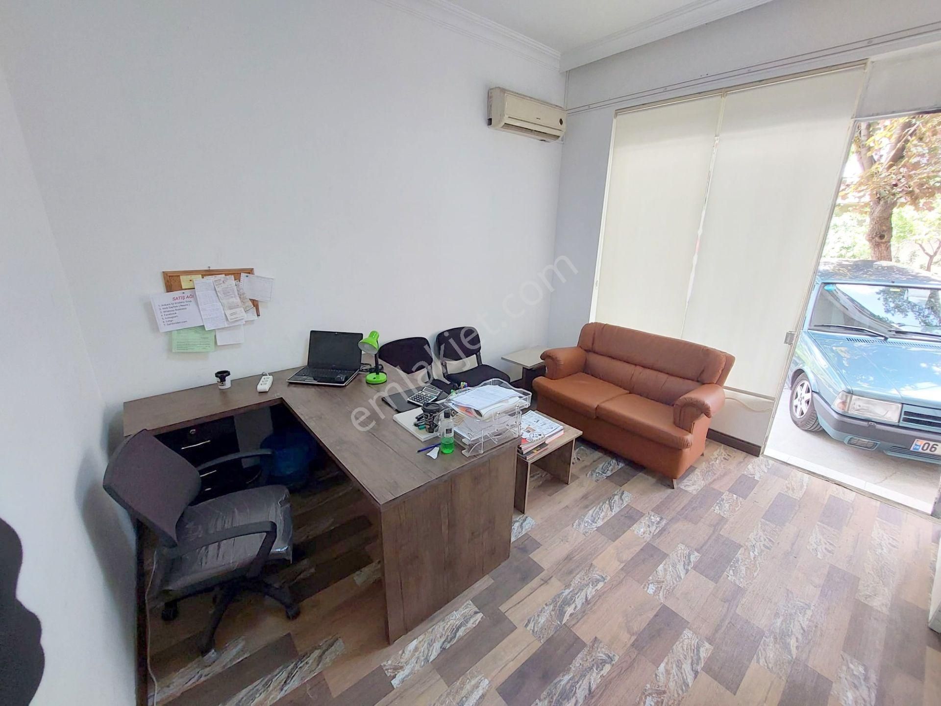 Aydınlıkevler, Çağdaş Sokak Üzerinde, Satılık İki Adet Dükkan! - Görsel 4