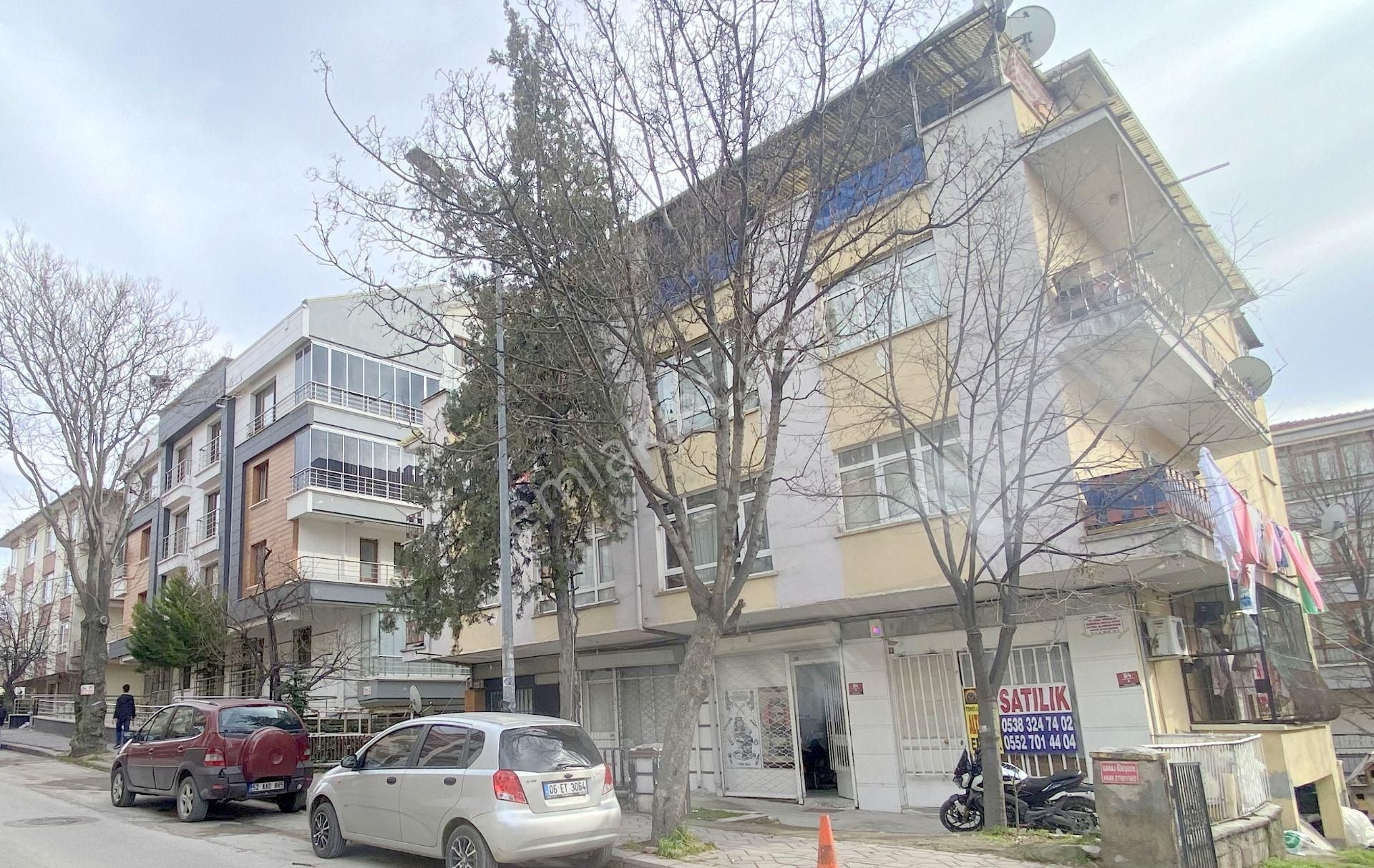 Aydınlıkevler, Çağdaş Sokak Üzerinde, Satılık İki Adet Dükkan! - Görsel 3