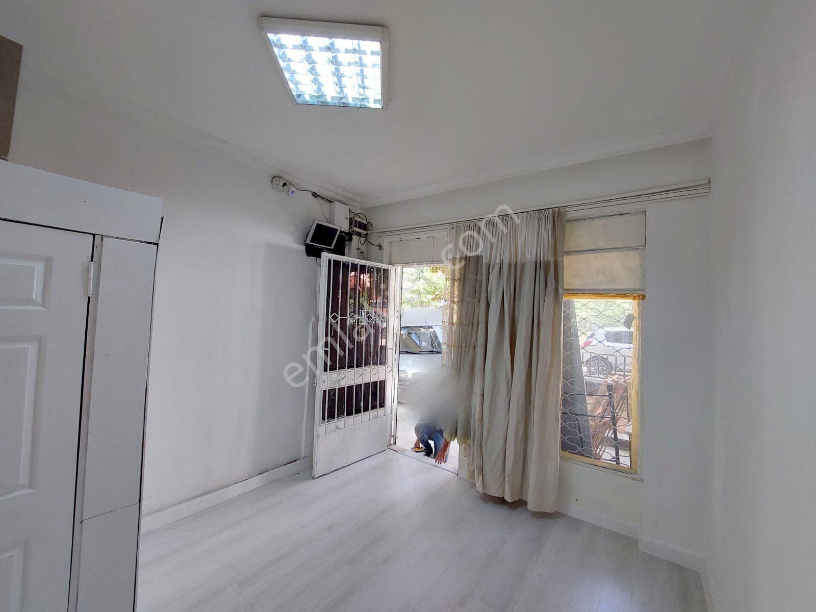 Aydınlıkevler, Çağdaş Sokak Üzerinde, Satılık İki Adet Dükkan! - Görsel 13