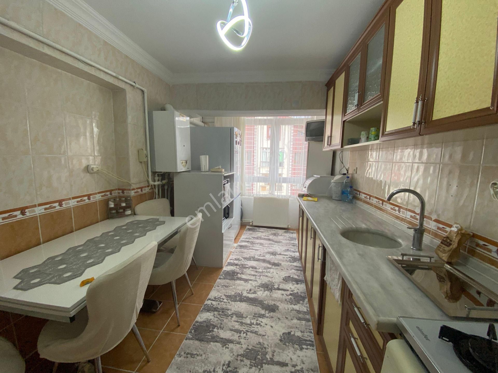 Kalecik Emlak'tan Güney -doğu Cepheli 3.katta Masrafsız 3+1 - Görsel 3