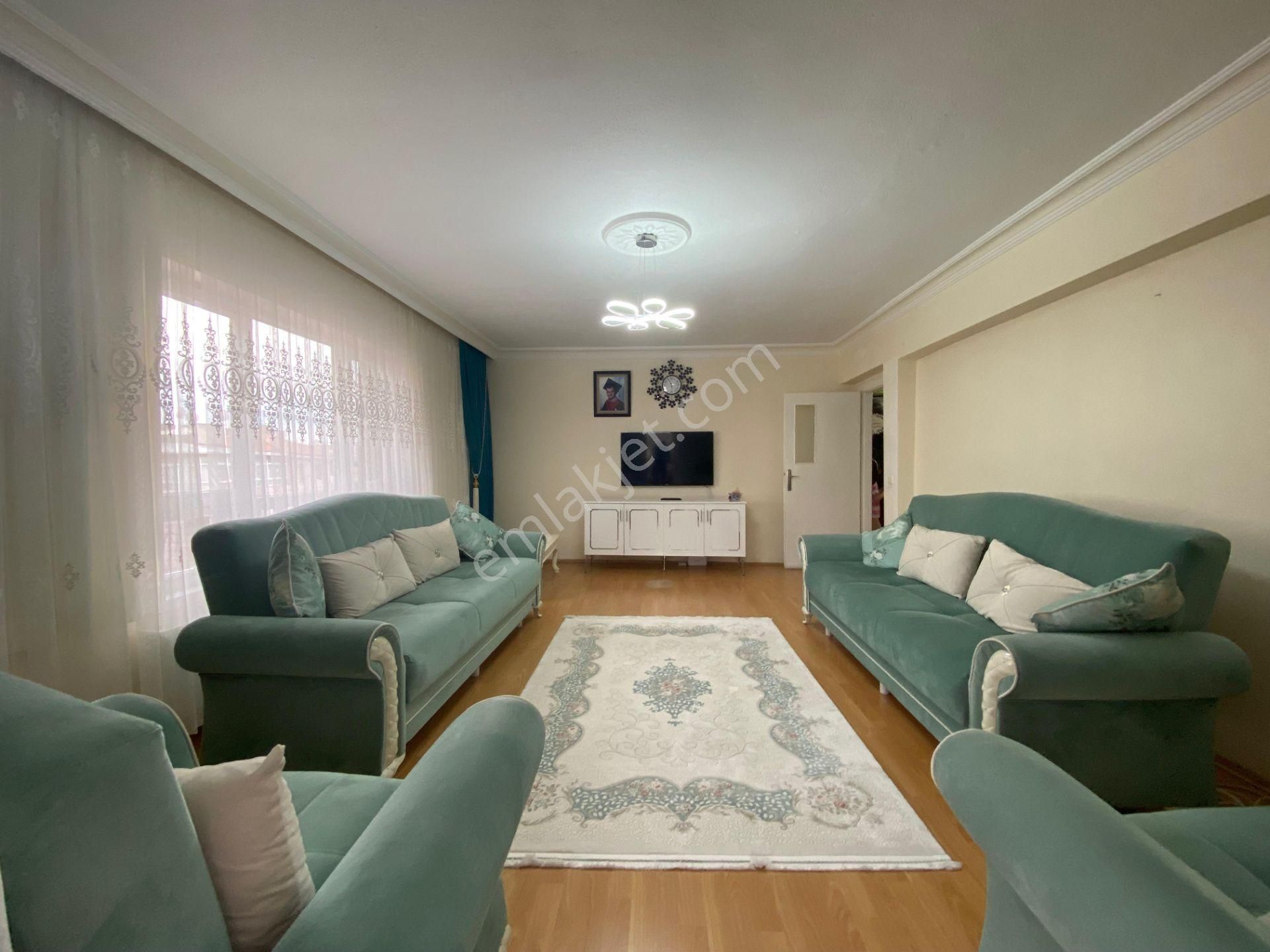 Kalecik Emlak'tan Güney -doğu Cepheli 3.katta Masrafsız 3+1 - Görsel 7