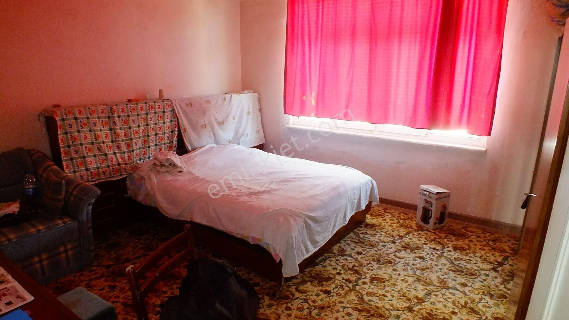 919 Şirinevler Mahallesinde Satılık 3 Katlı Bina - Görsel 32