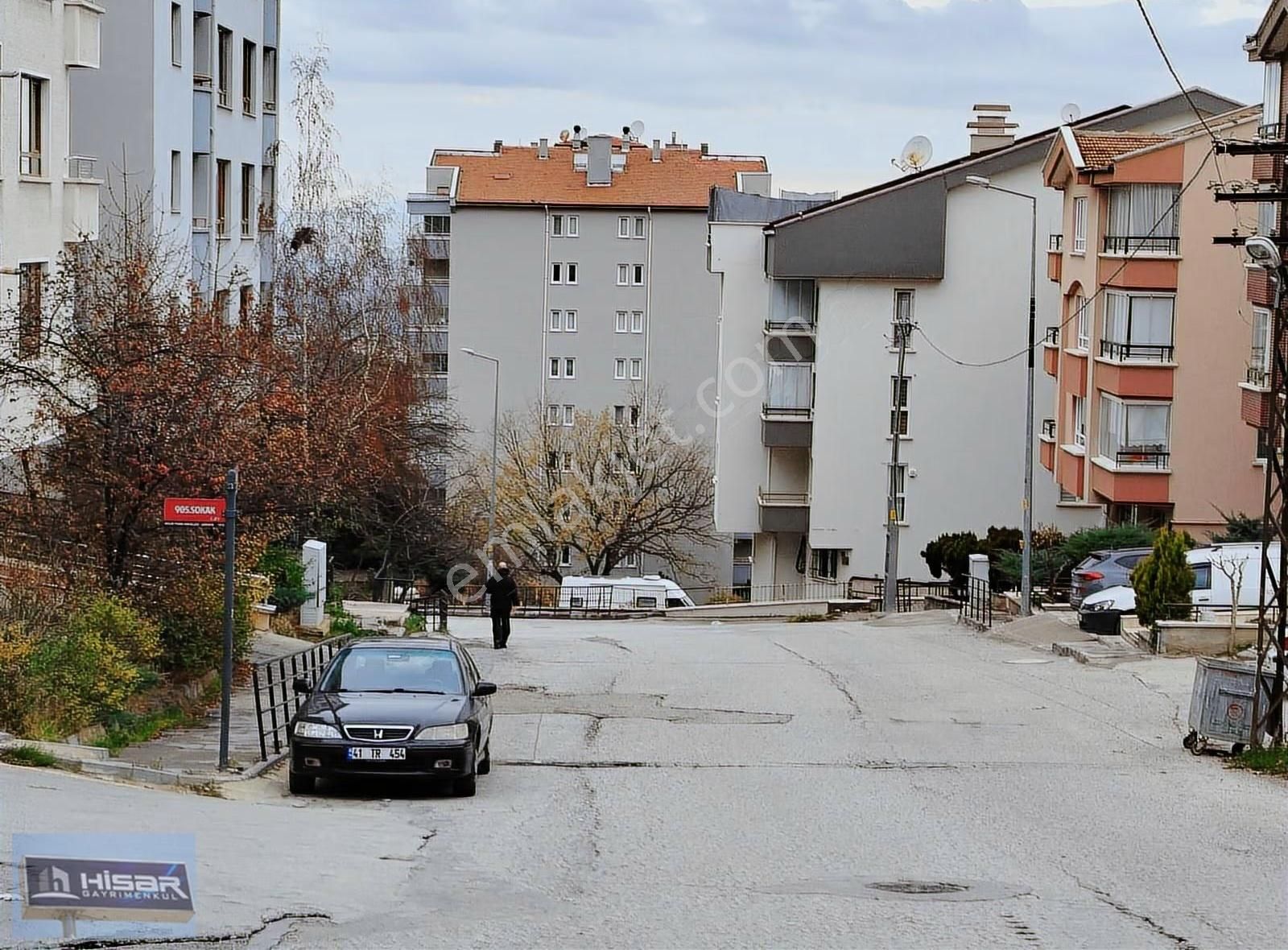 Hisar'dan 1071 Evleri Paraleli Manzaralı Asansörlü Otoparklı 3+1