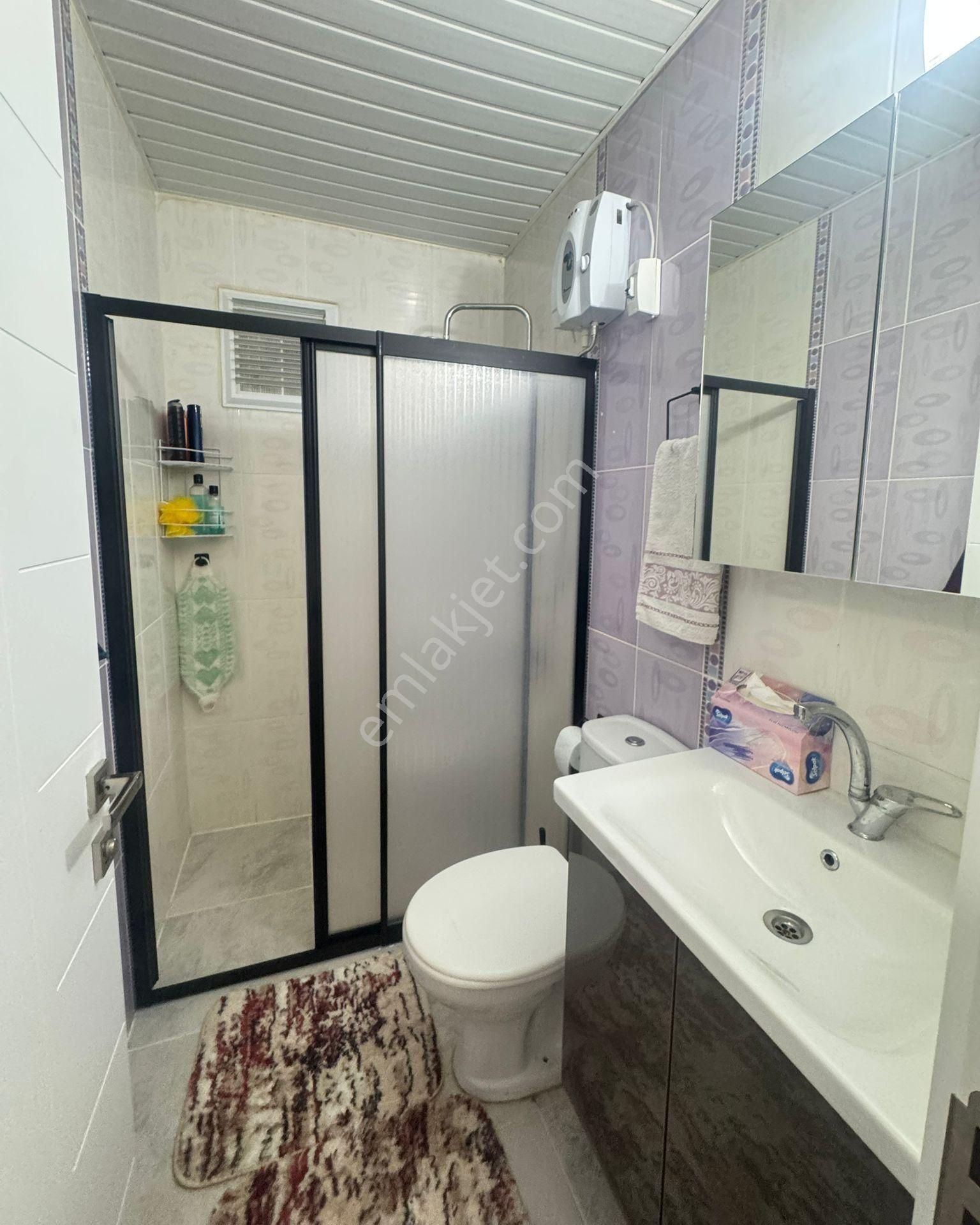 Karsıyakada Dunyagoz Karşısı Onay Hamamı Arkasi Katta - Görsel 10