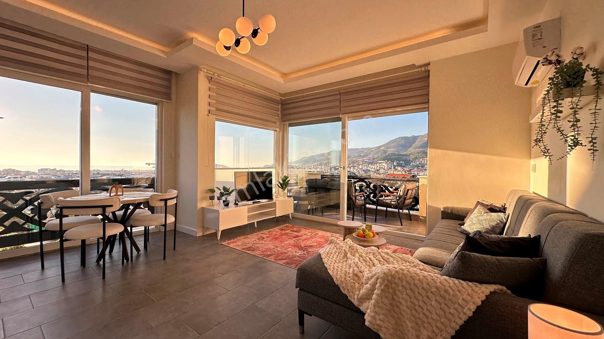 Alanya Oba’da Deniz, Kale Ve Şehir Manzaralı Lüks 2+1 Daire