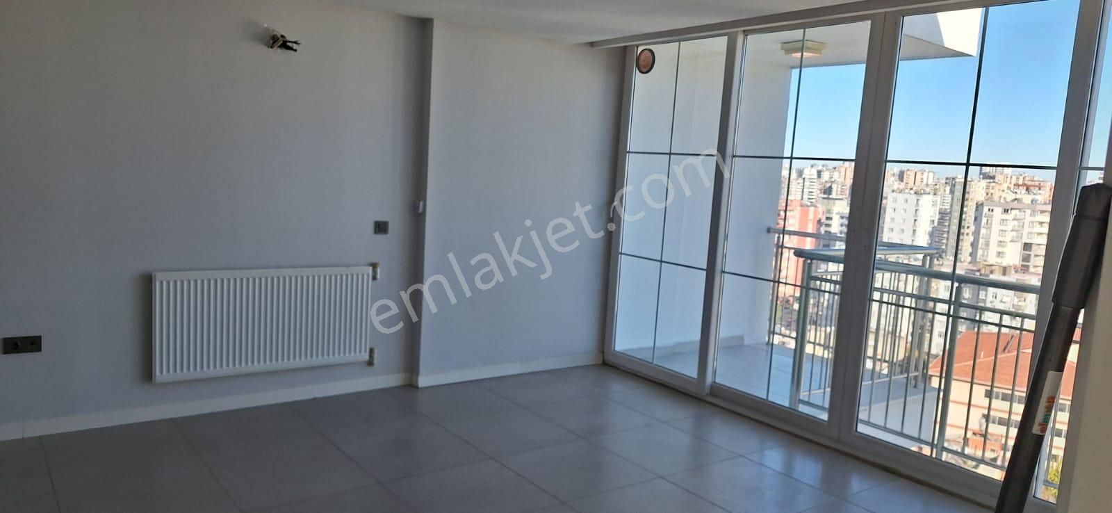 Adana Pınar Mahallesinde Havuzlu Kombili Site İçerisinde Doğalgazlı Açık Mutfak 3+1 Kiralık Daire - Görsel 8