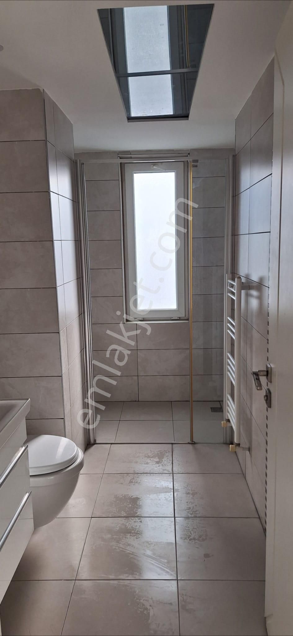 Adana Pınar Mahallesinde Havuzlu Kombili Site İçerisinde Doğalgazlı Açık Mutfak 3+1 Kiralık Daire - Görsel 9