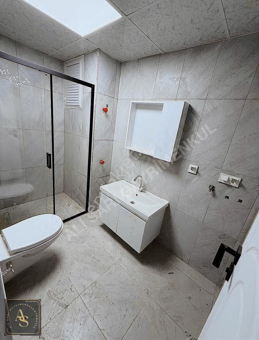 Ali Sarı Gayrimenkul İskele Mah.'de Koridorlu Geniş Satılık 1+1 - Görsel 7