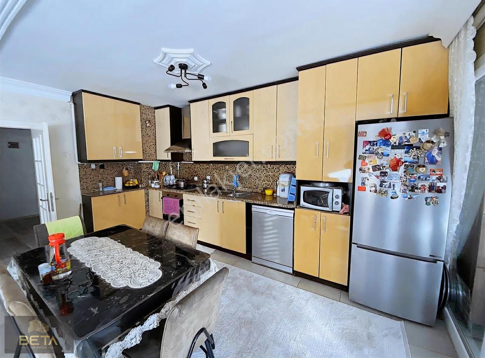 Kenan Evren Bulvarına Yakın Tek Blok Site İçerisinde 3+1 Kiralık