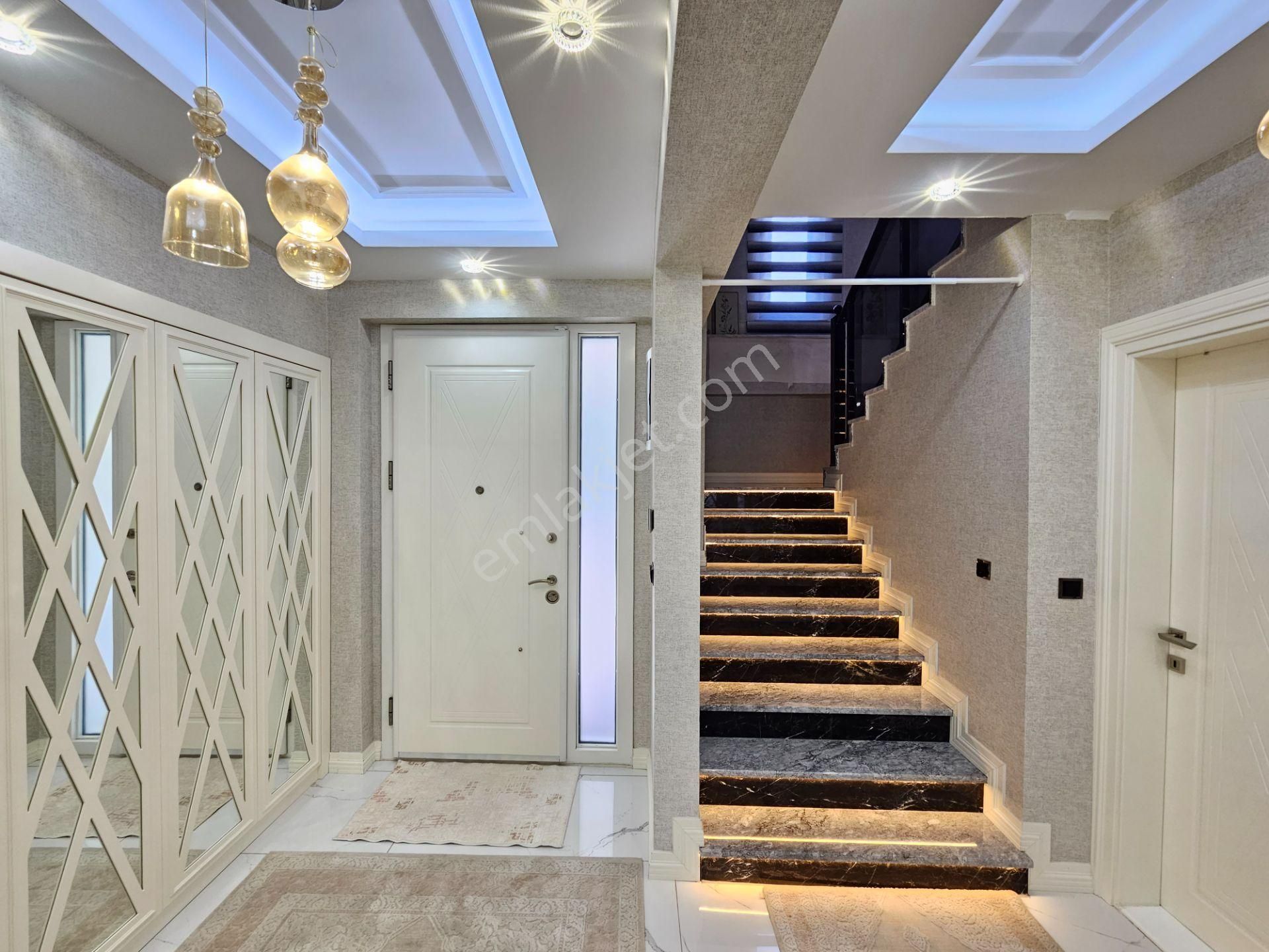 Sille Ak Mah. Cadde Yakını İşyapar Gayrimenkul'den Geniş Lüks Müstakil Villa - Görsel 24