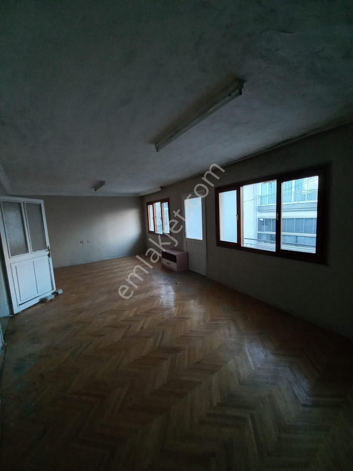 Turpa Güven'den Karabağlar Uğur Mumcu Mahallesinde 2+1 Kiralık Daire - Görsel 11