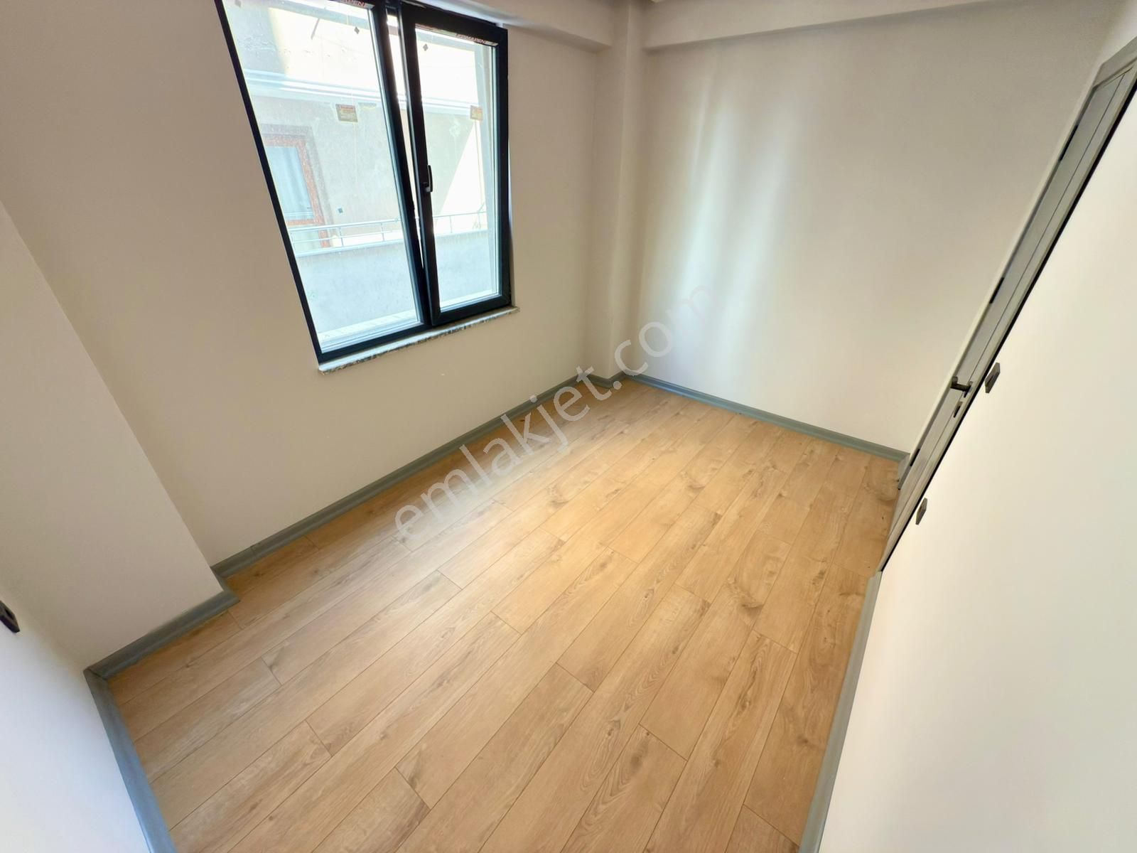 ▓yükselden Altınkumda Denize Yakın Ön Cephe Ebeveynli 2+1 Daire▓ - Görsel 18